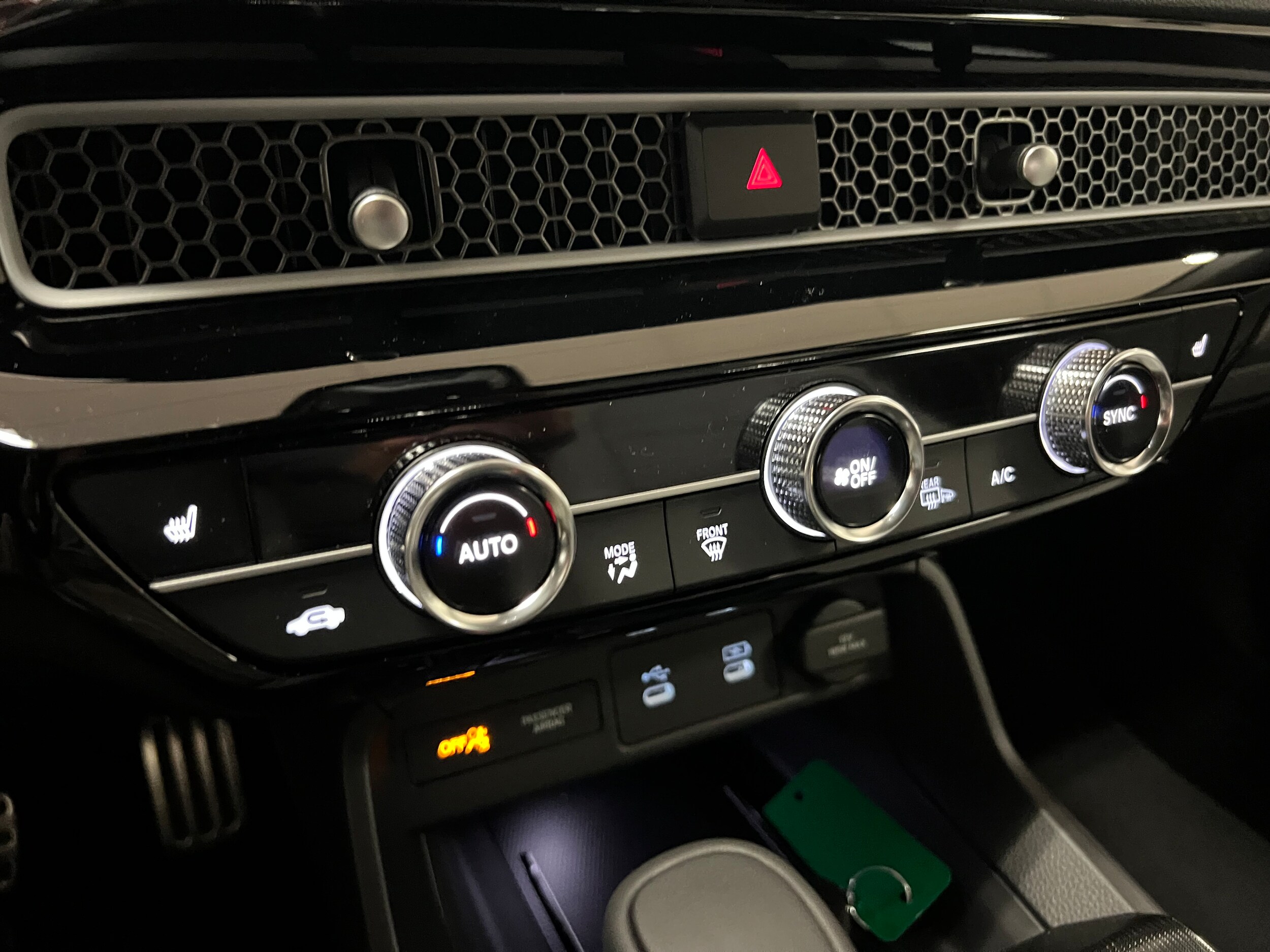 2026 Honda Civic Hatchback Sport Touring - Photo 23