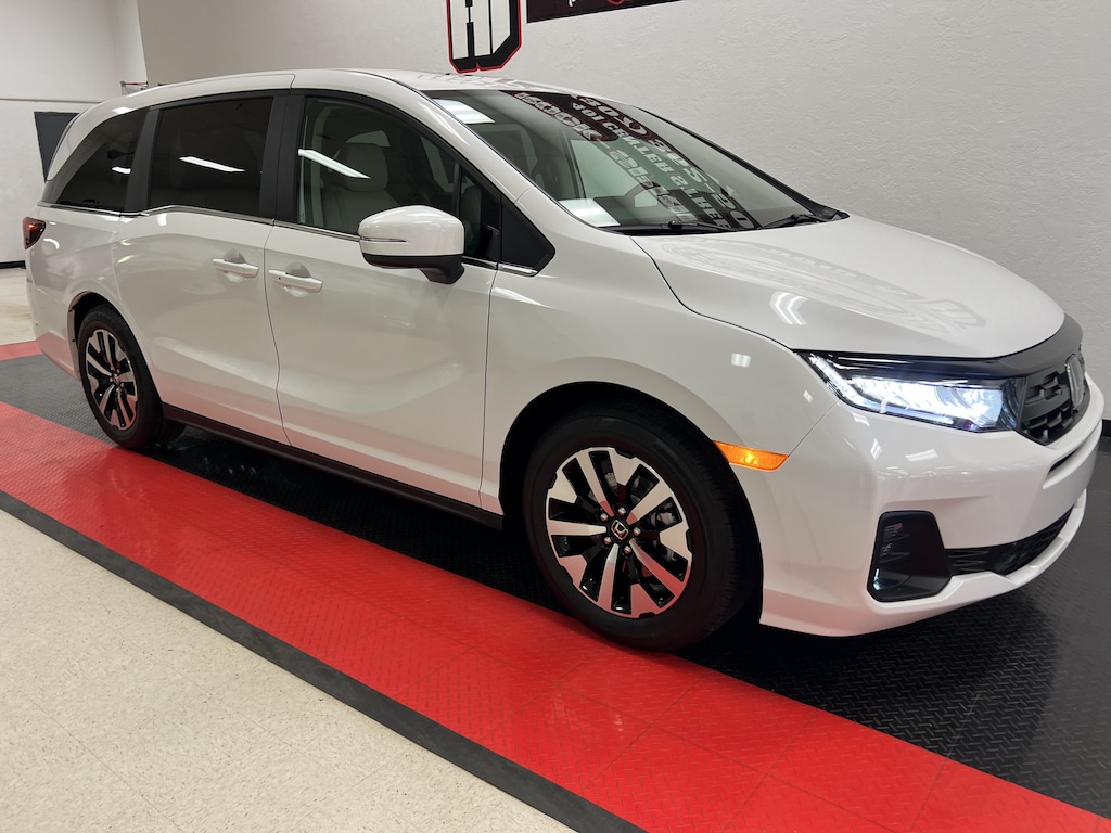 New 2026 Honda Odyssey EX-L Van Passenger
