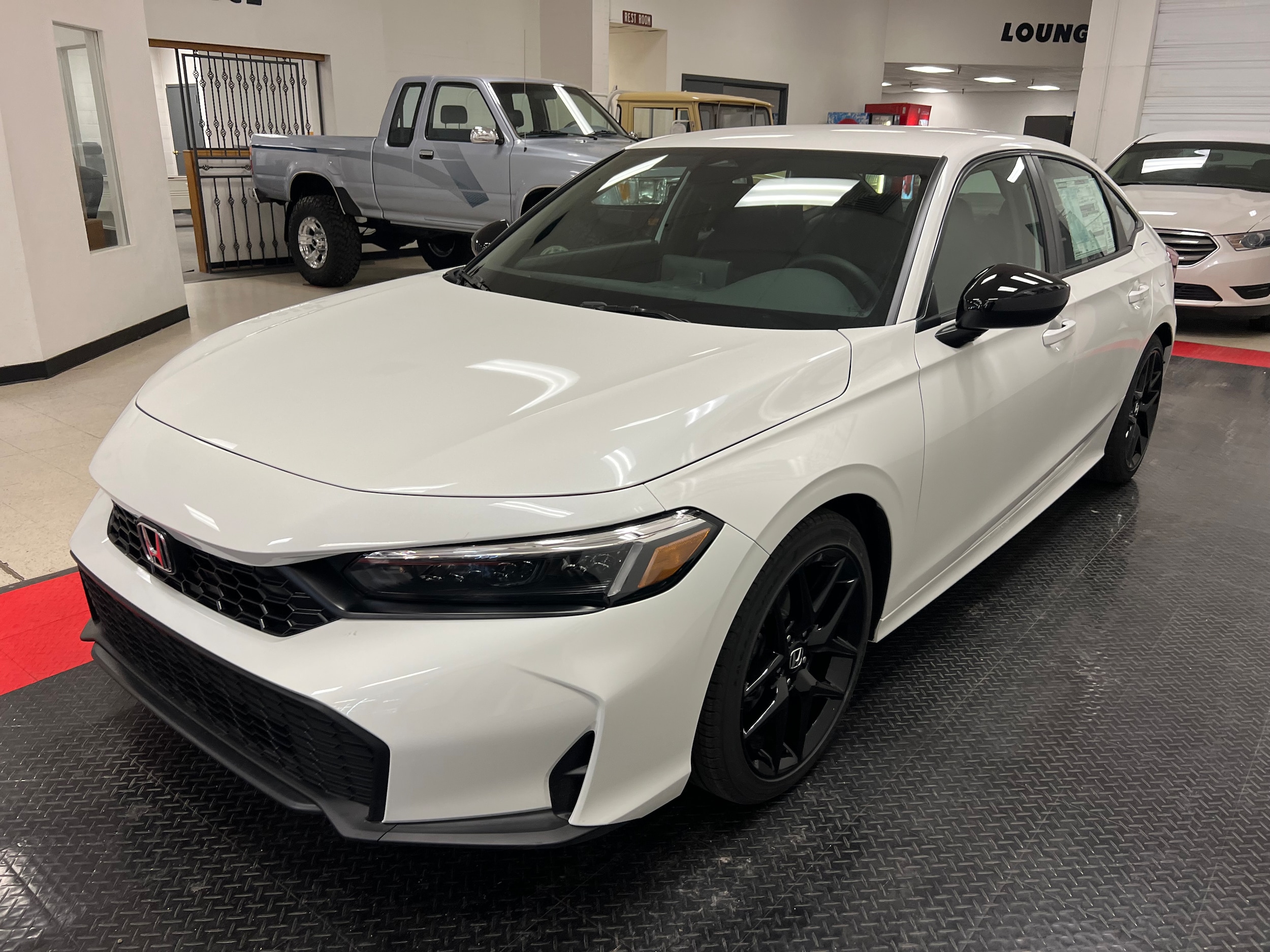 2026 Honda Civic Sport photo 3