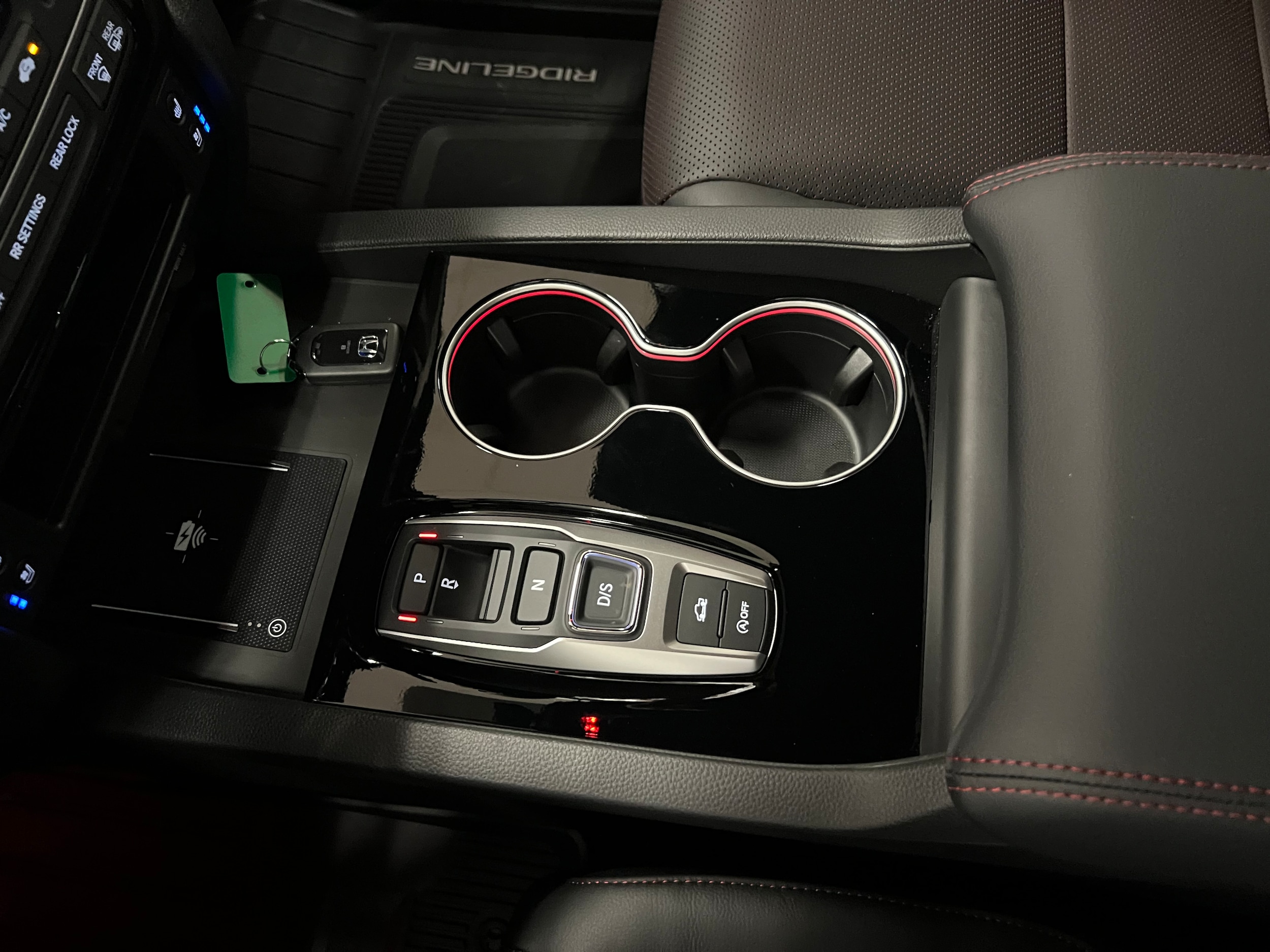 2025 Honda Ridgeline Black Edition - Photo 25