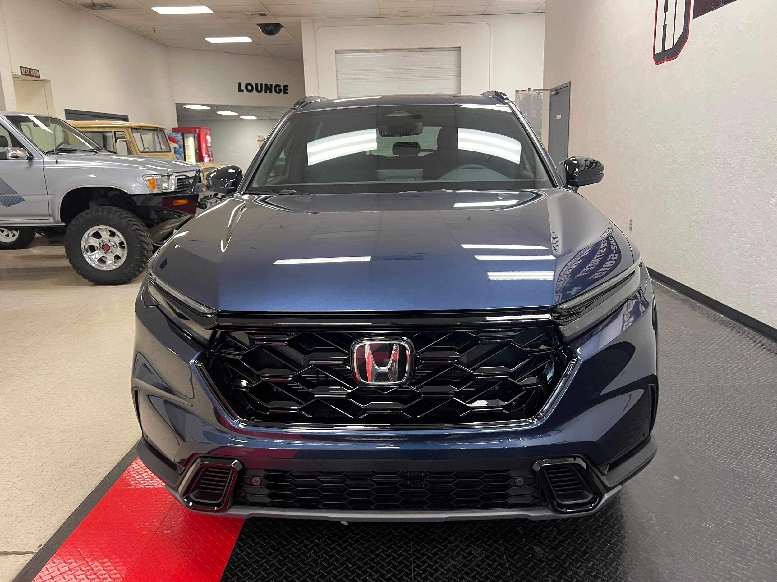 2026 Honda CR-V Hybrid Sport-L photo 2