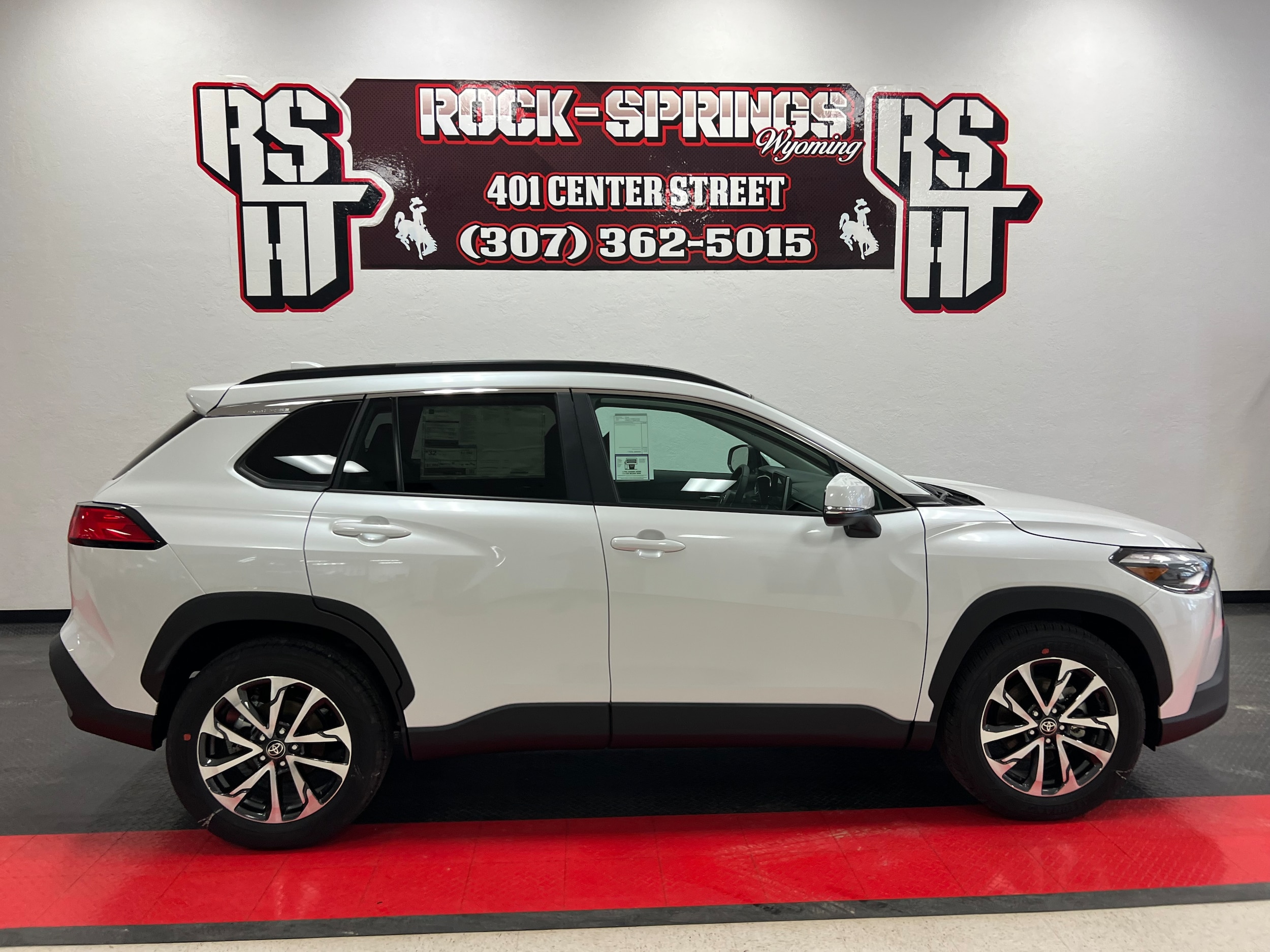 2024 Toyota Corolla Cross XLE