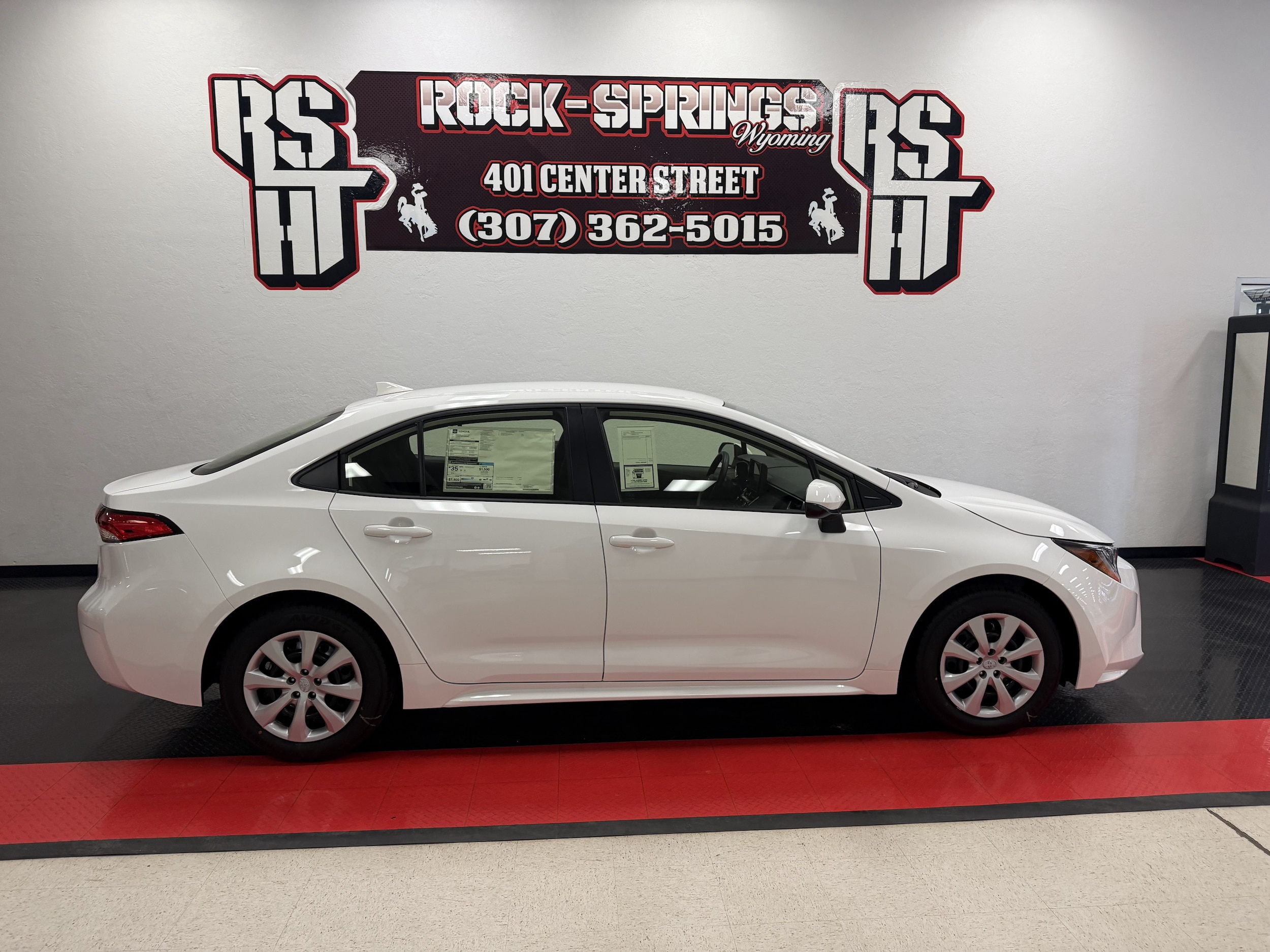 2026 Toyota Corolla LE FWD