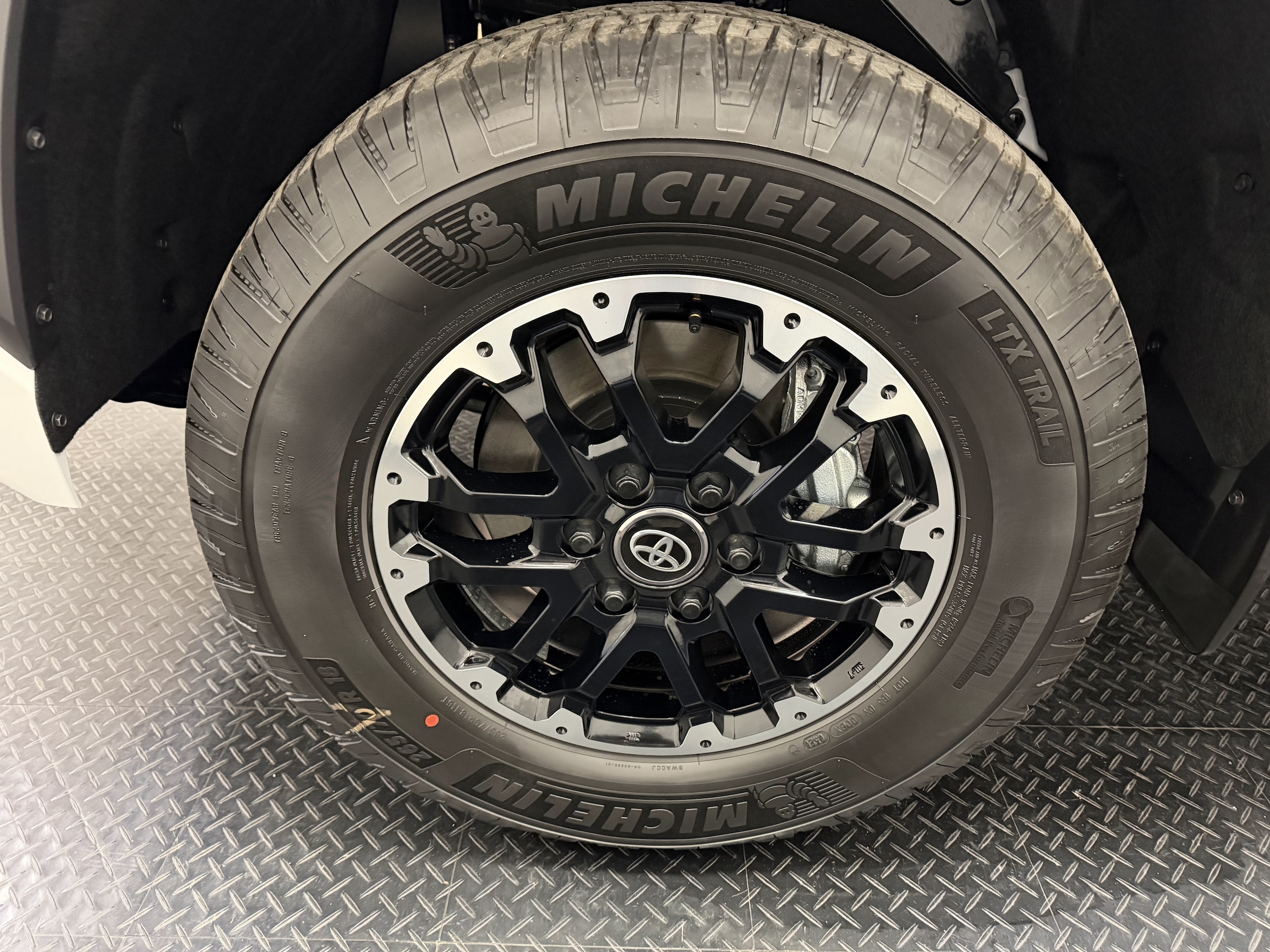 2026 Toyota Tundra SR5 - Photo 28