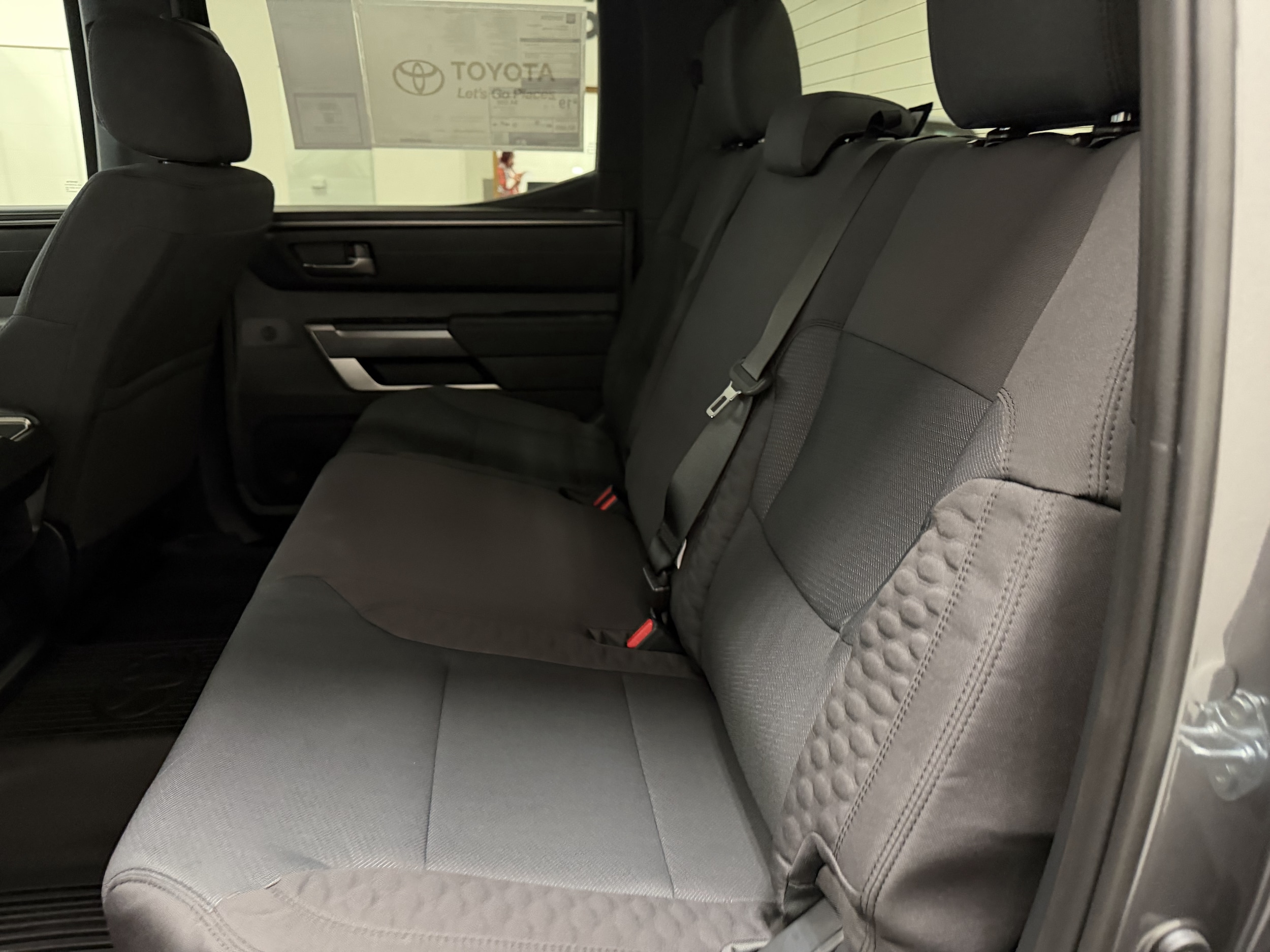 2026 Toyota Tundra SR5 - Photo 10