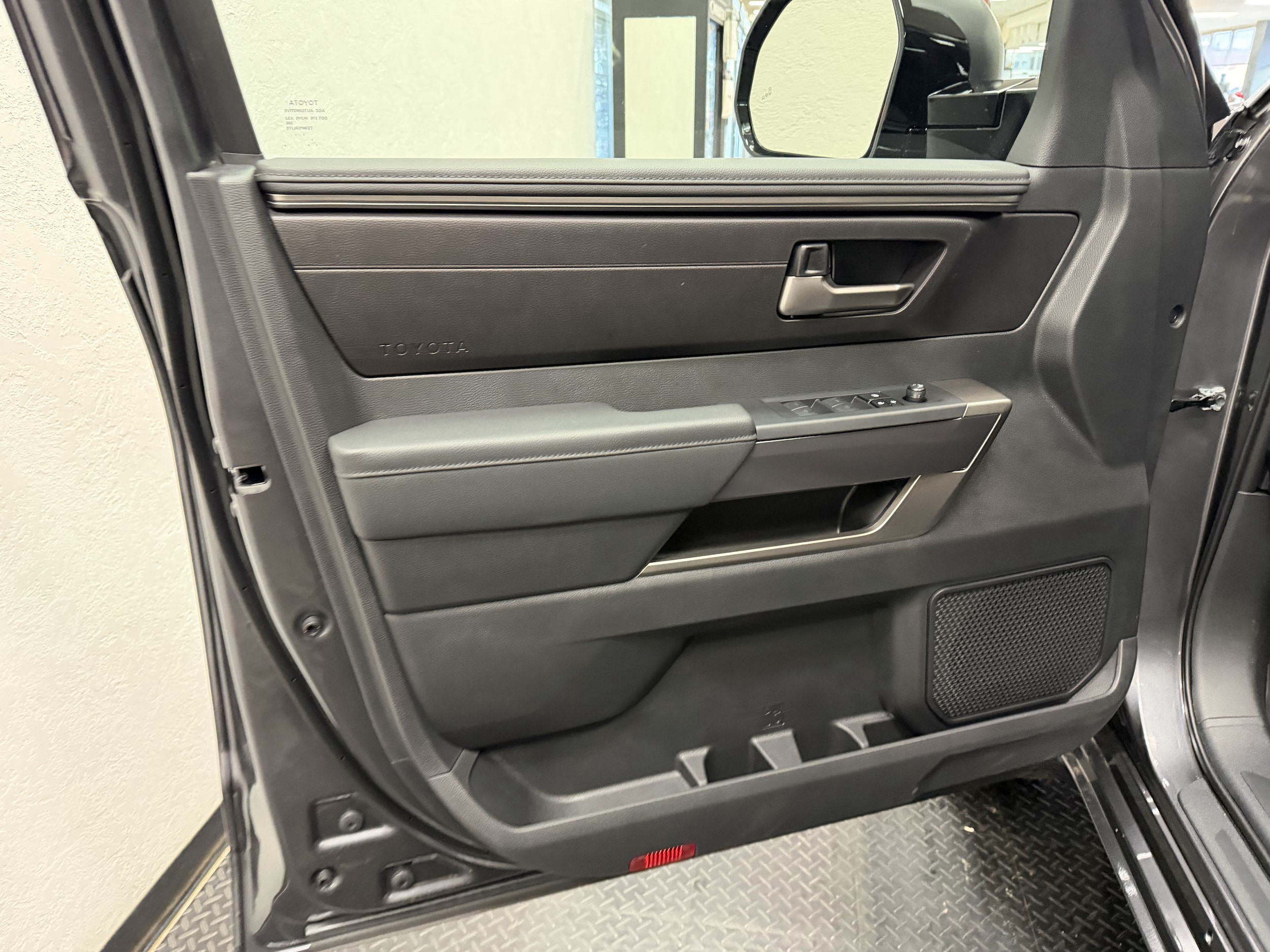 2026 Toyota Tundra SR5 - Photo 16