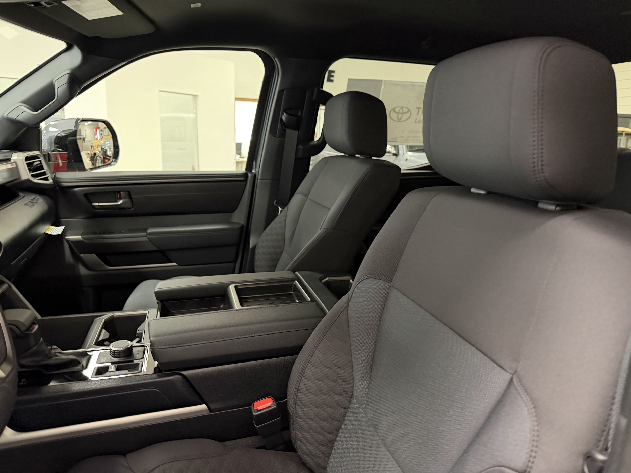 2026 Toyota Tundra SR5 - Photo 19
