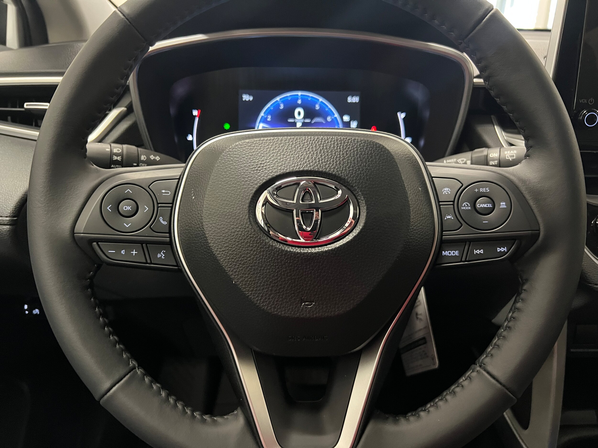 2024 Toyota Corolla Cross XLE - Photo 21