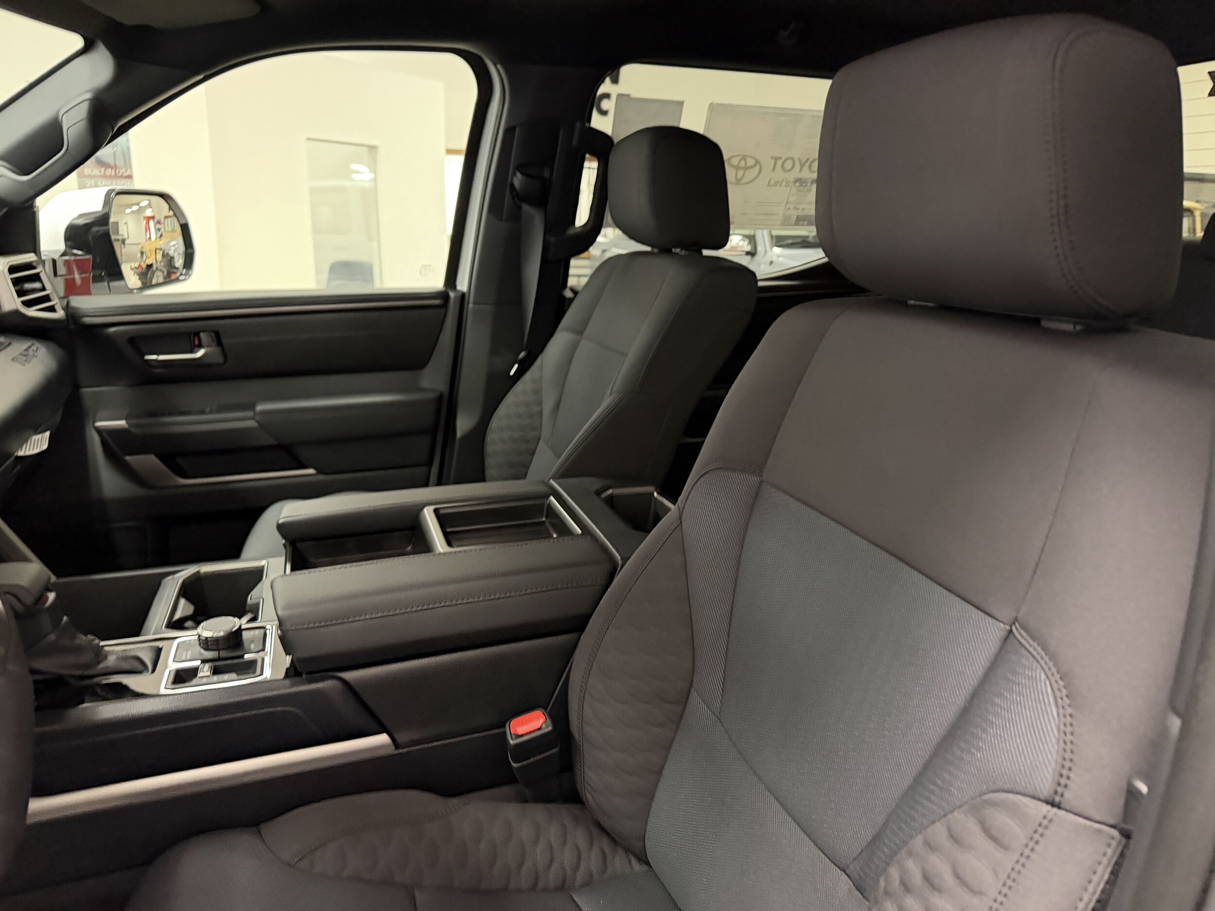 2026 Toyota Tundra SR5 - Photo 19