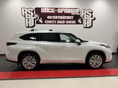 2026 Toyota Highlander Platinum SUV