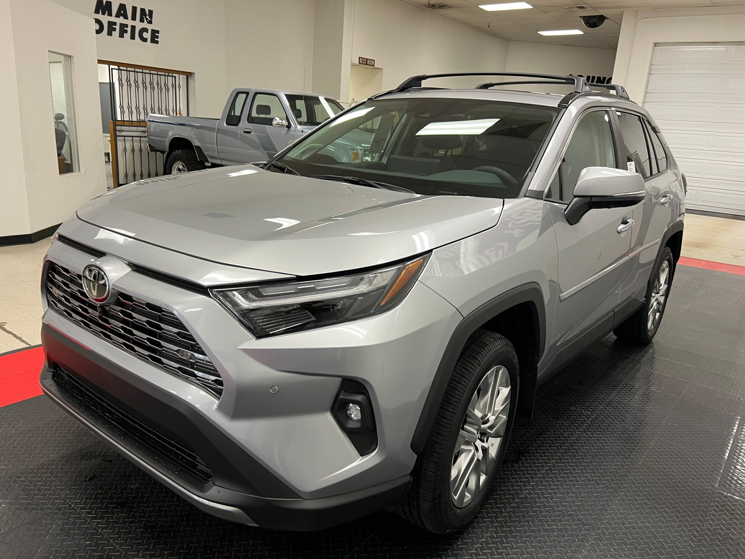 2025 Toyota RAV4 Limited photo 2
