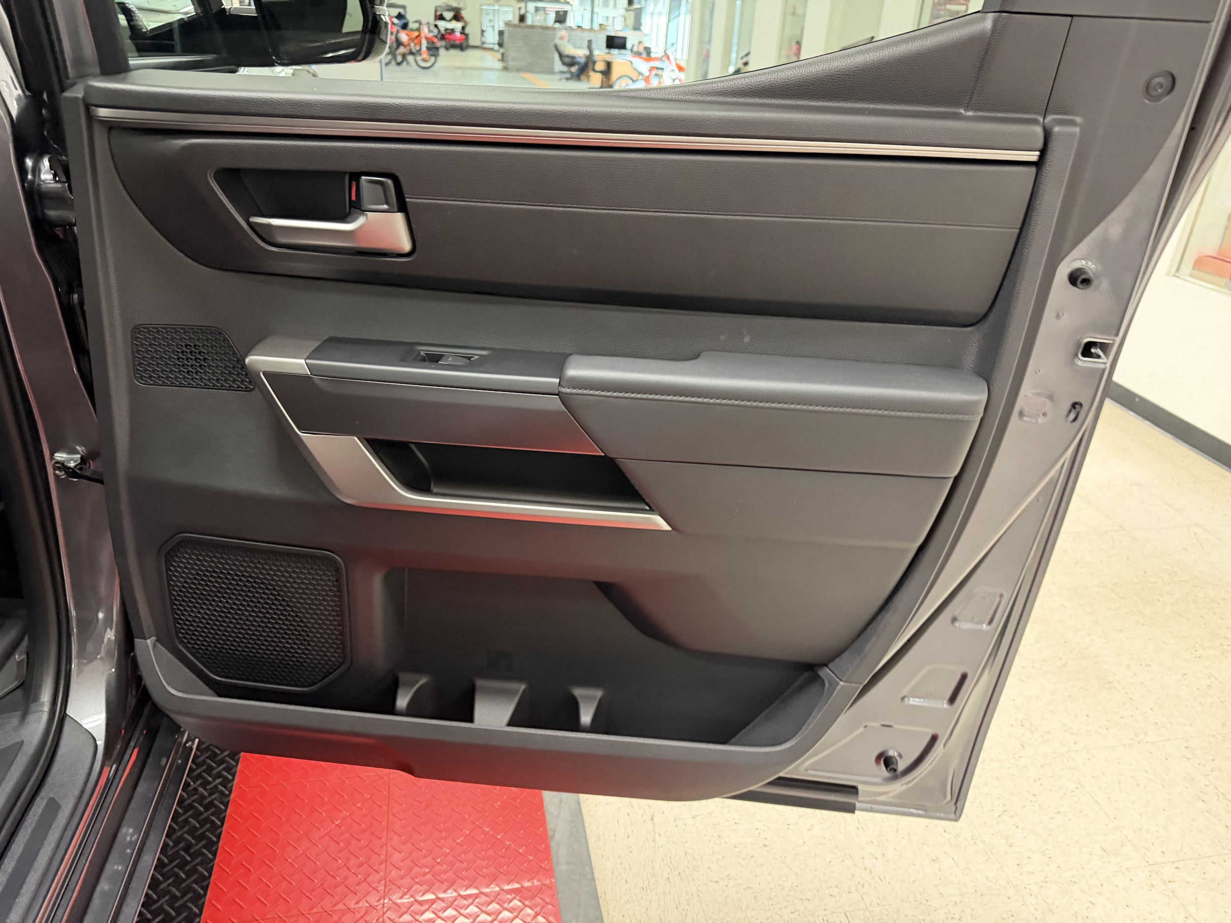 2026 Toyota Tundra SR5 - Photo 11