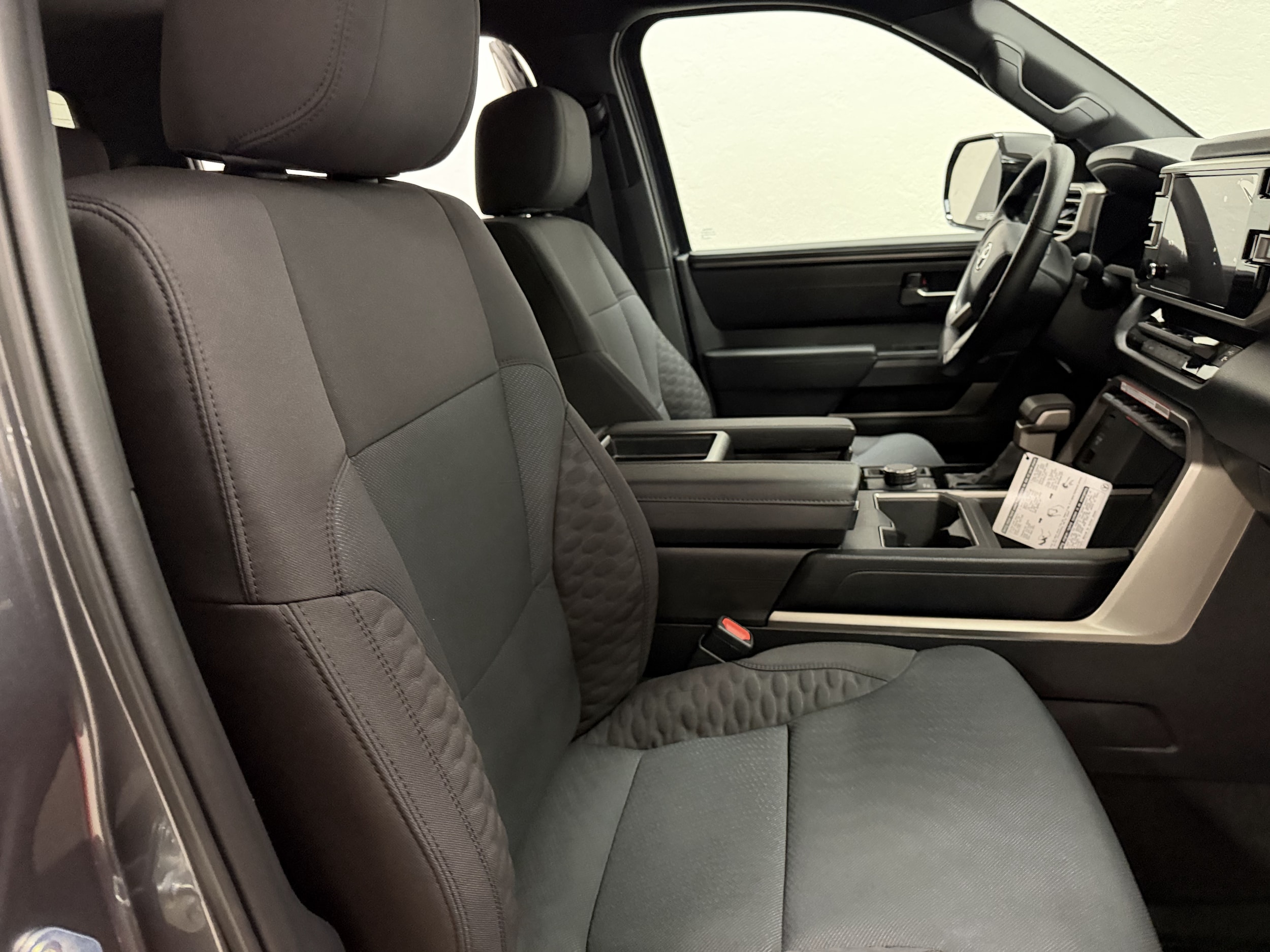 2026 Toyota Tundra SR5 - Photo 13