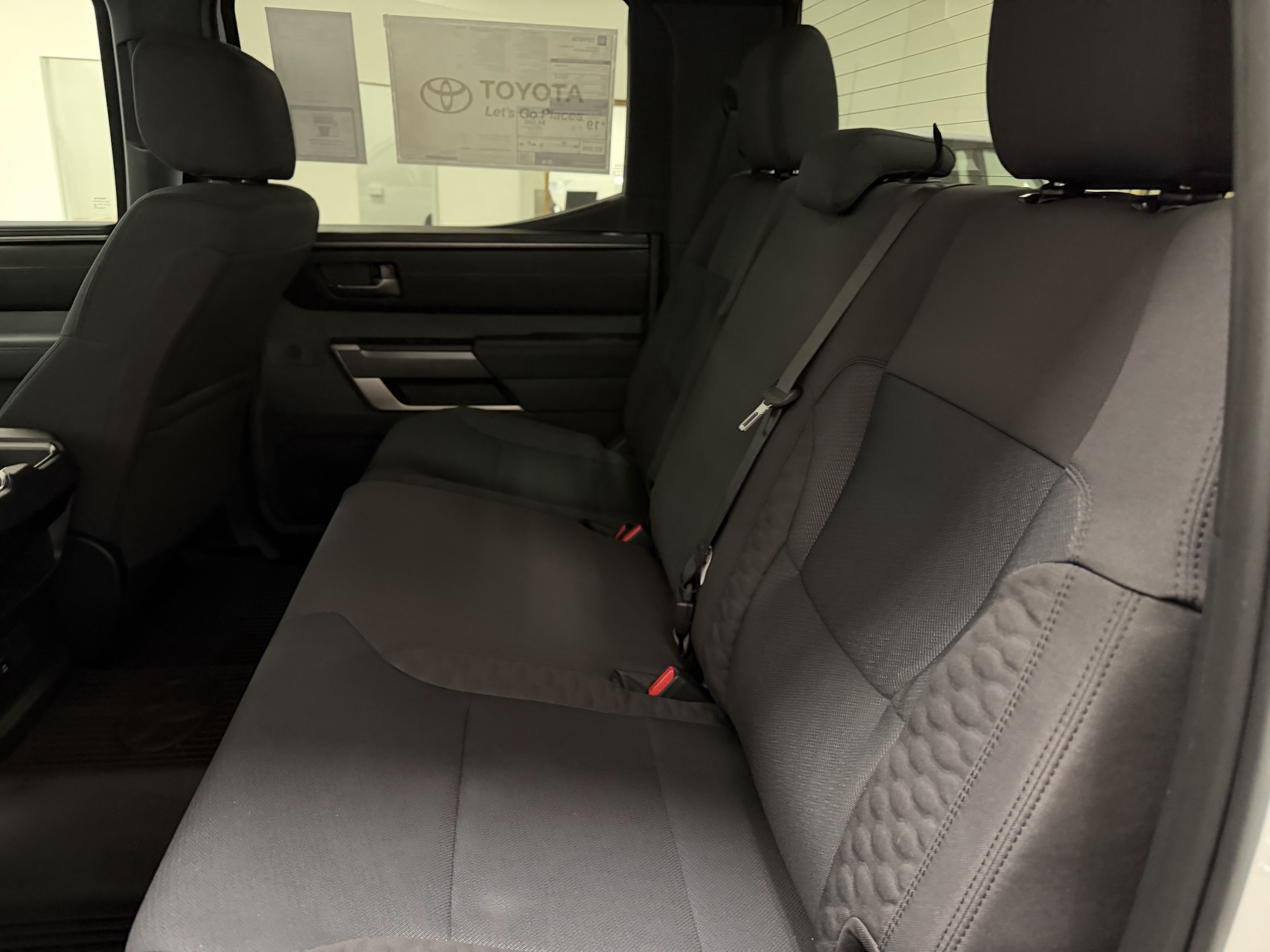 2026 Toyota Tundra SR5 - Photo 10