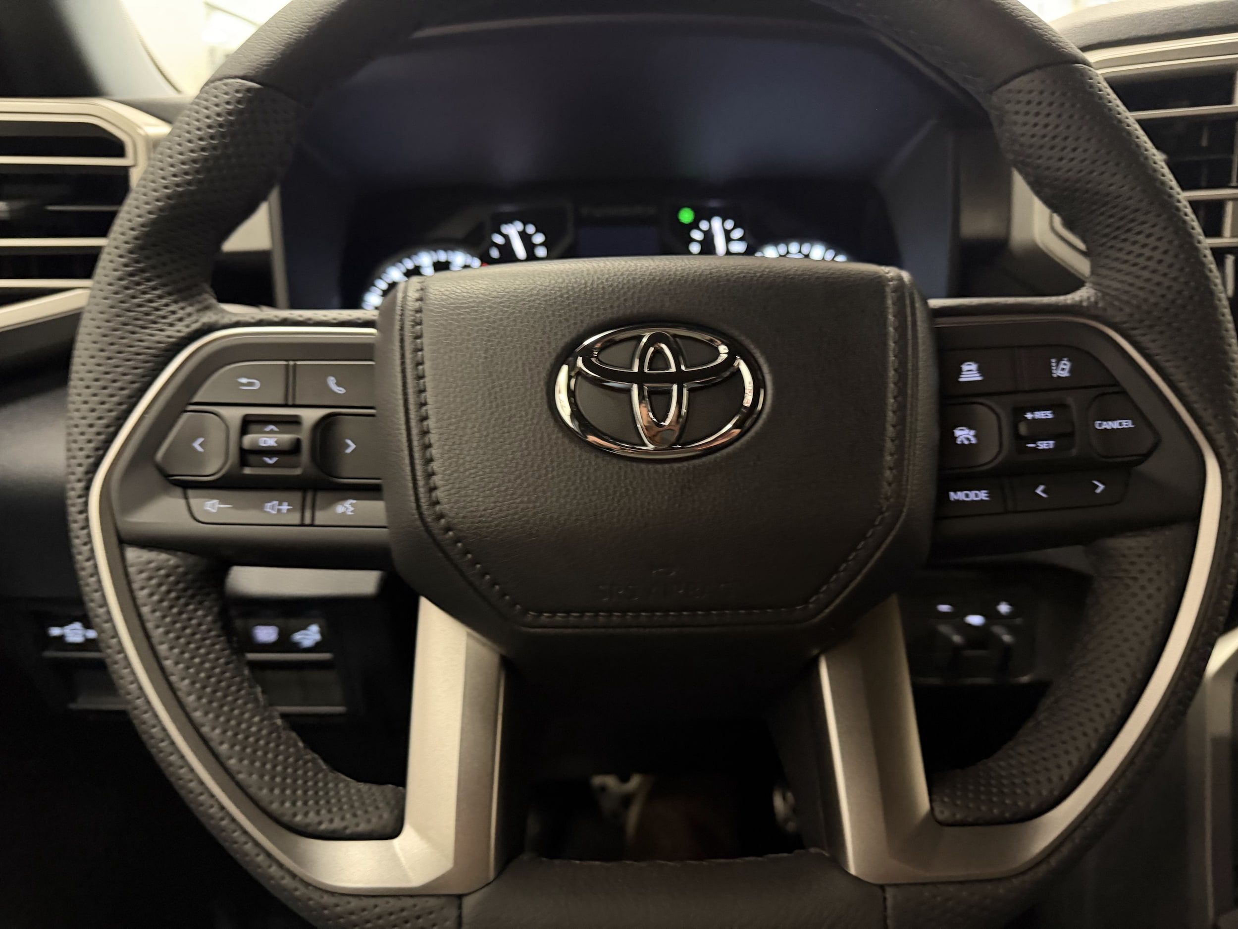 2026 Toyota Tundra SR5 - Photo 22