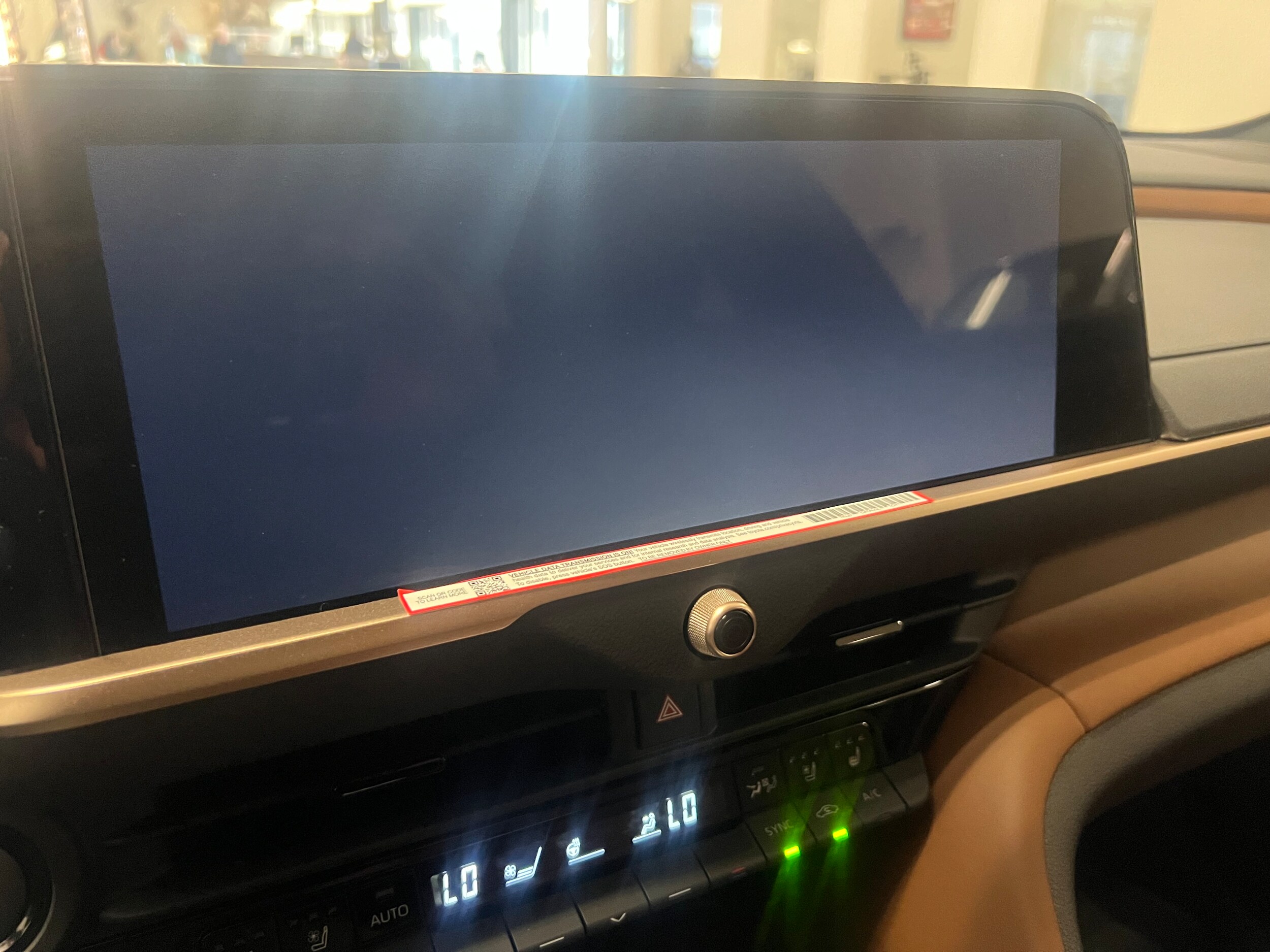 2025 Toyota Crown Signia Limited - Photo 22