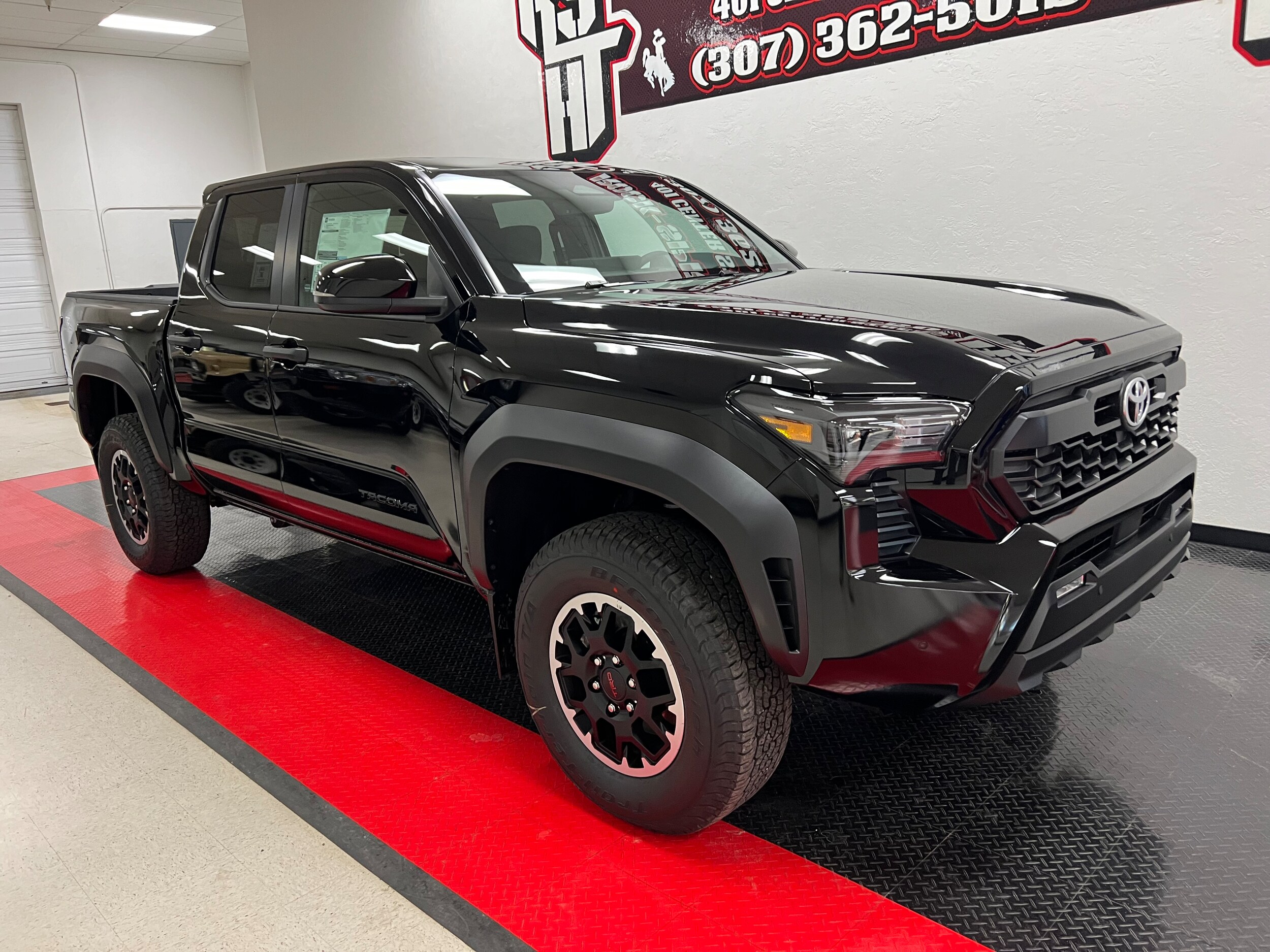 2024 Toyota Tacoma TRD photo 2