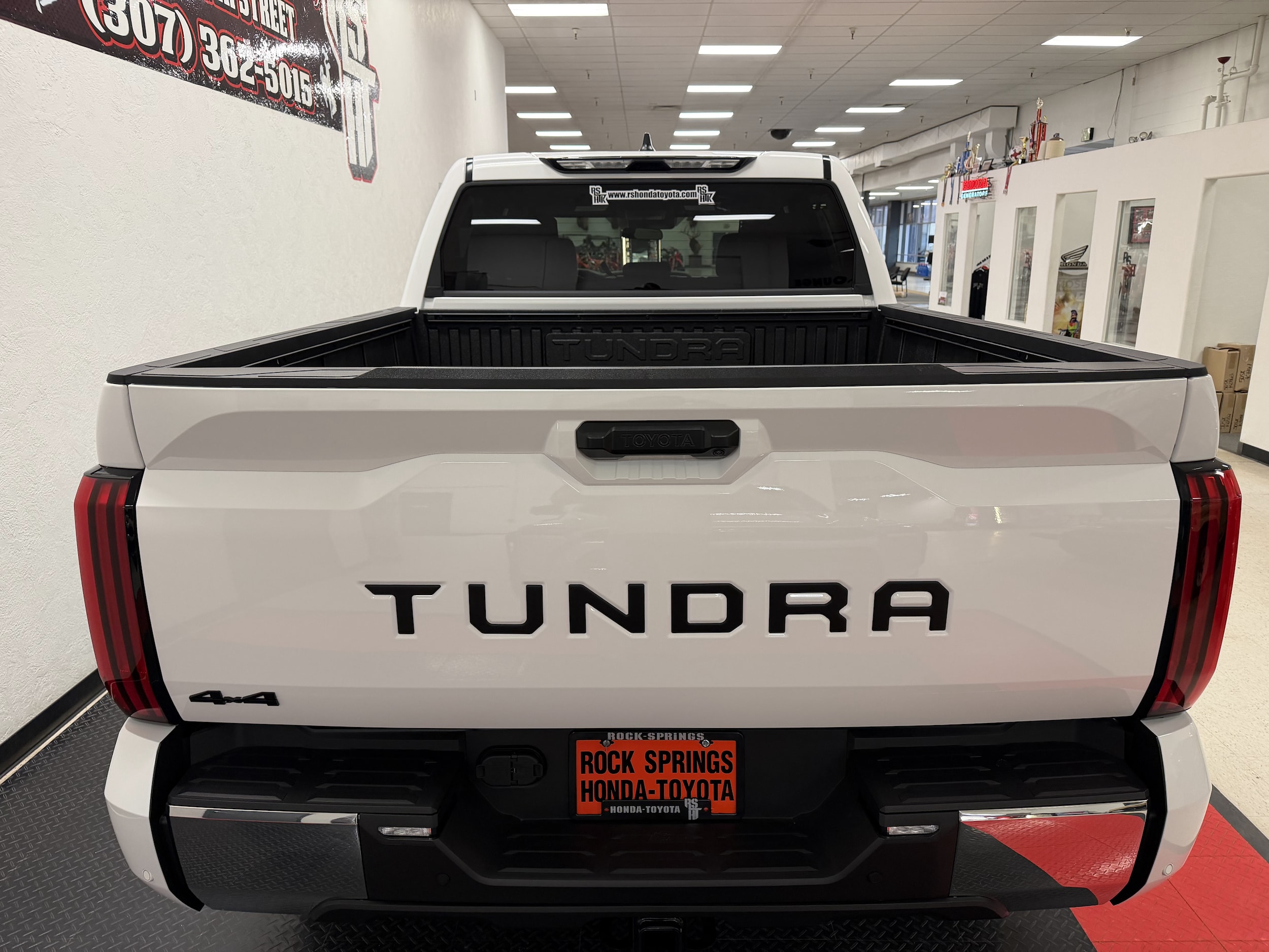 2026 Toyota Tundra SR5 - Photo 7