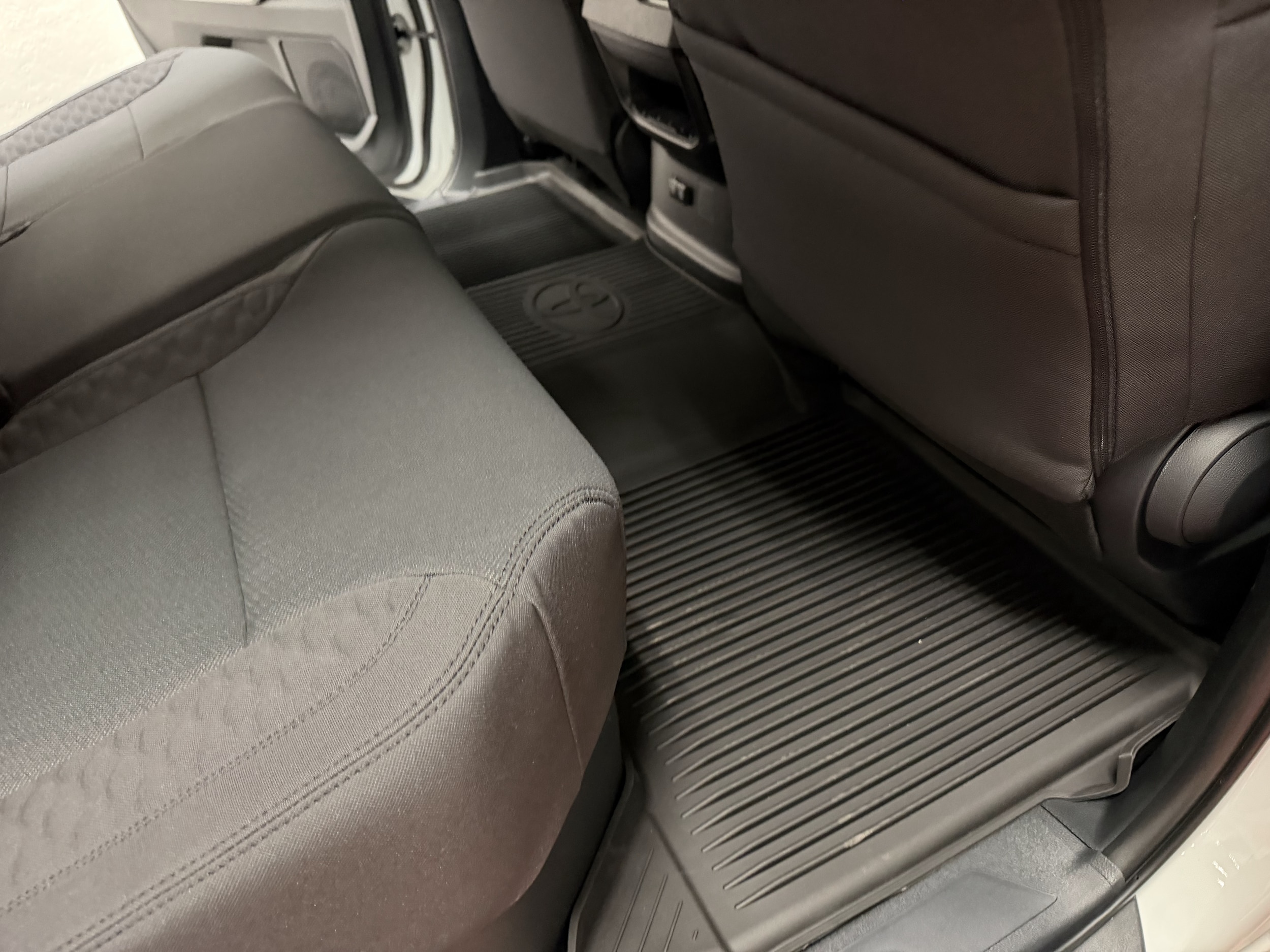 2026 Toyota Tundra SR5 - Photo 13