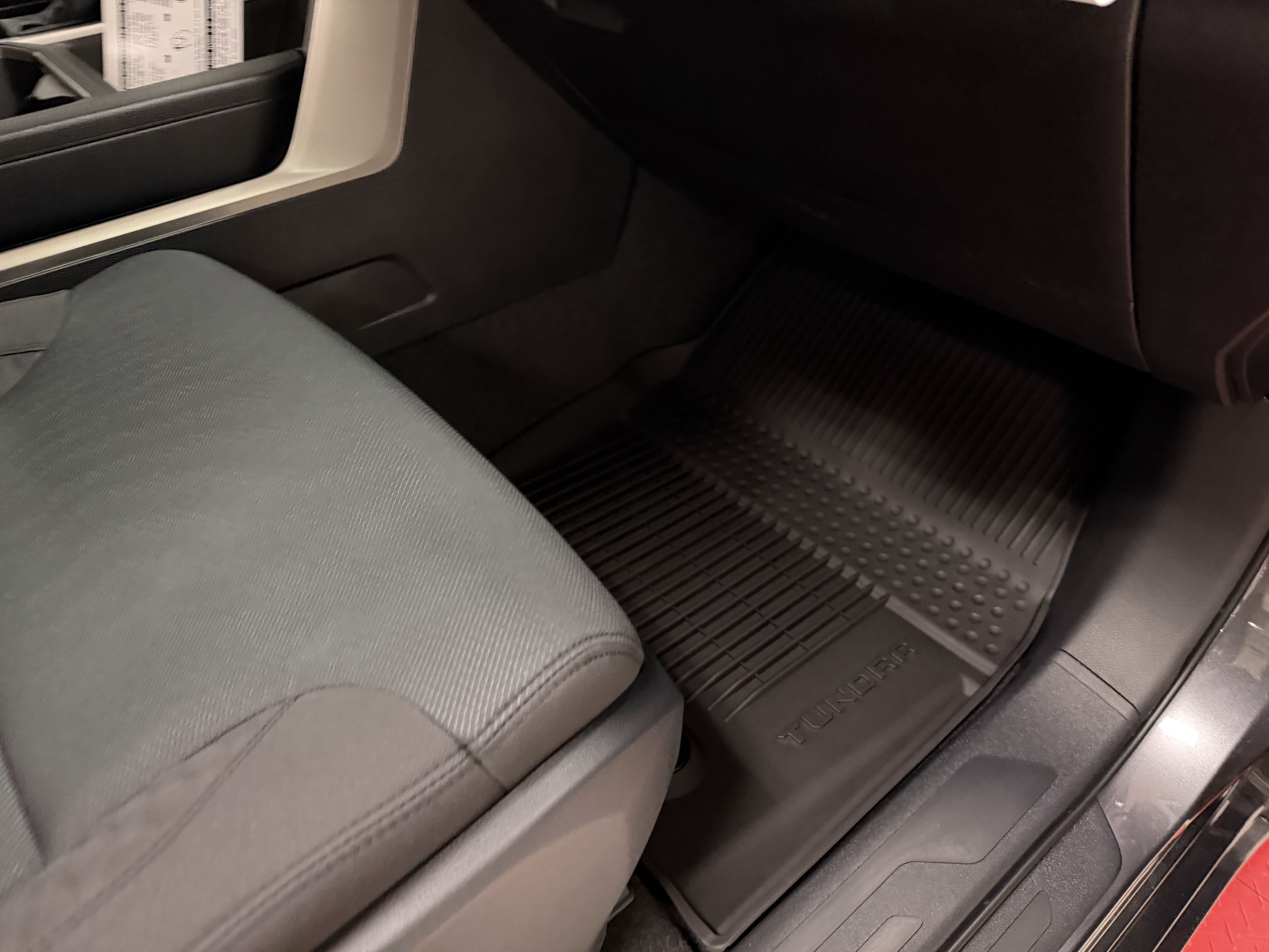 2026 Toyota Tundra SR5 - Photo 15