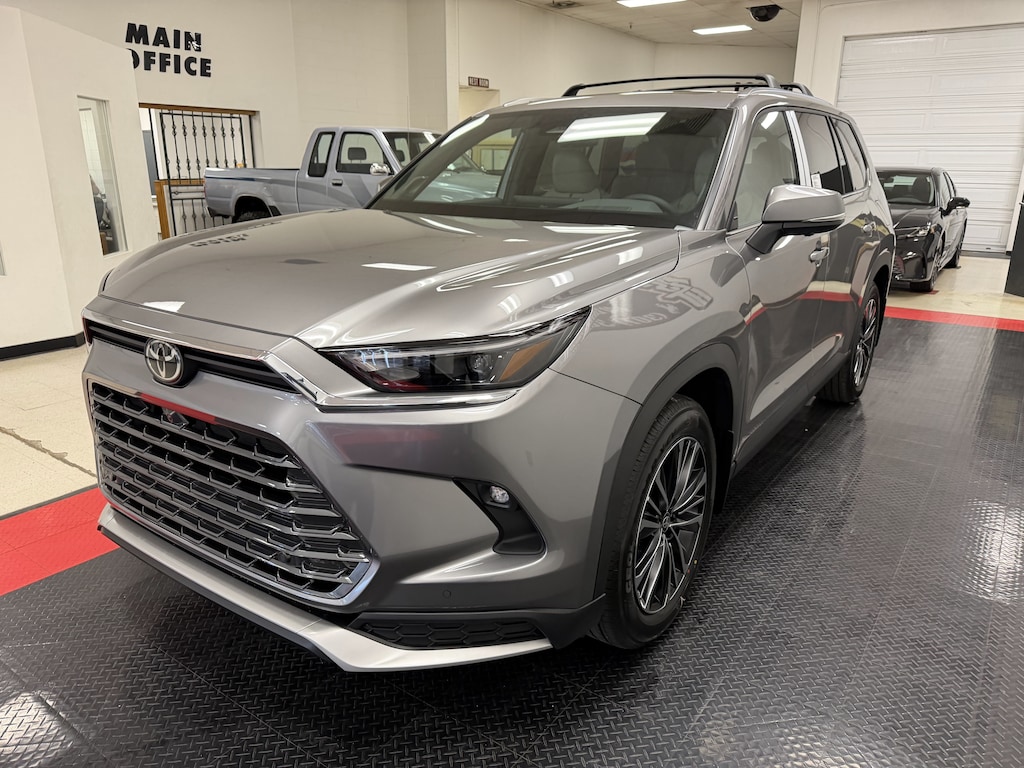 New 2026 Toyota Grand Highlander Hybrid MAX Platinum SUV