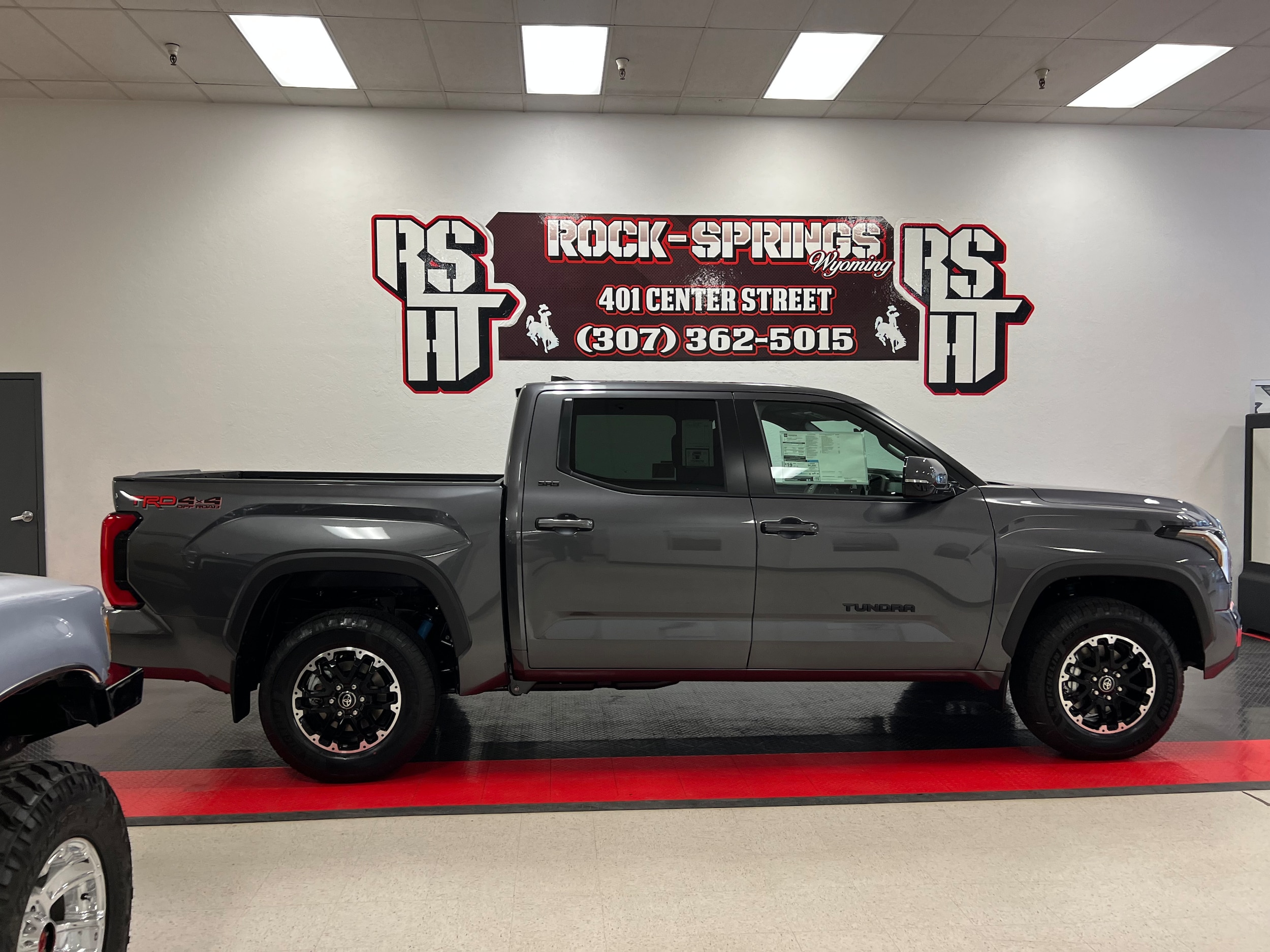 2025 Toyota Tundra SR5's photo