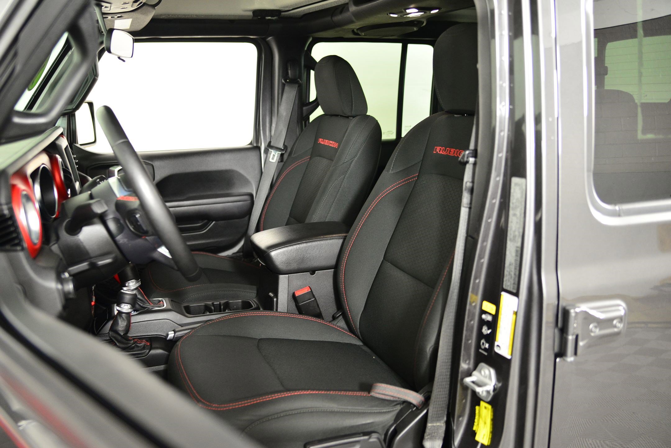 2020 Jeep Gladiator Rubicon photo 4