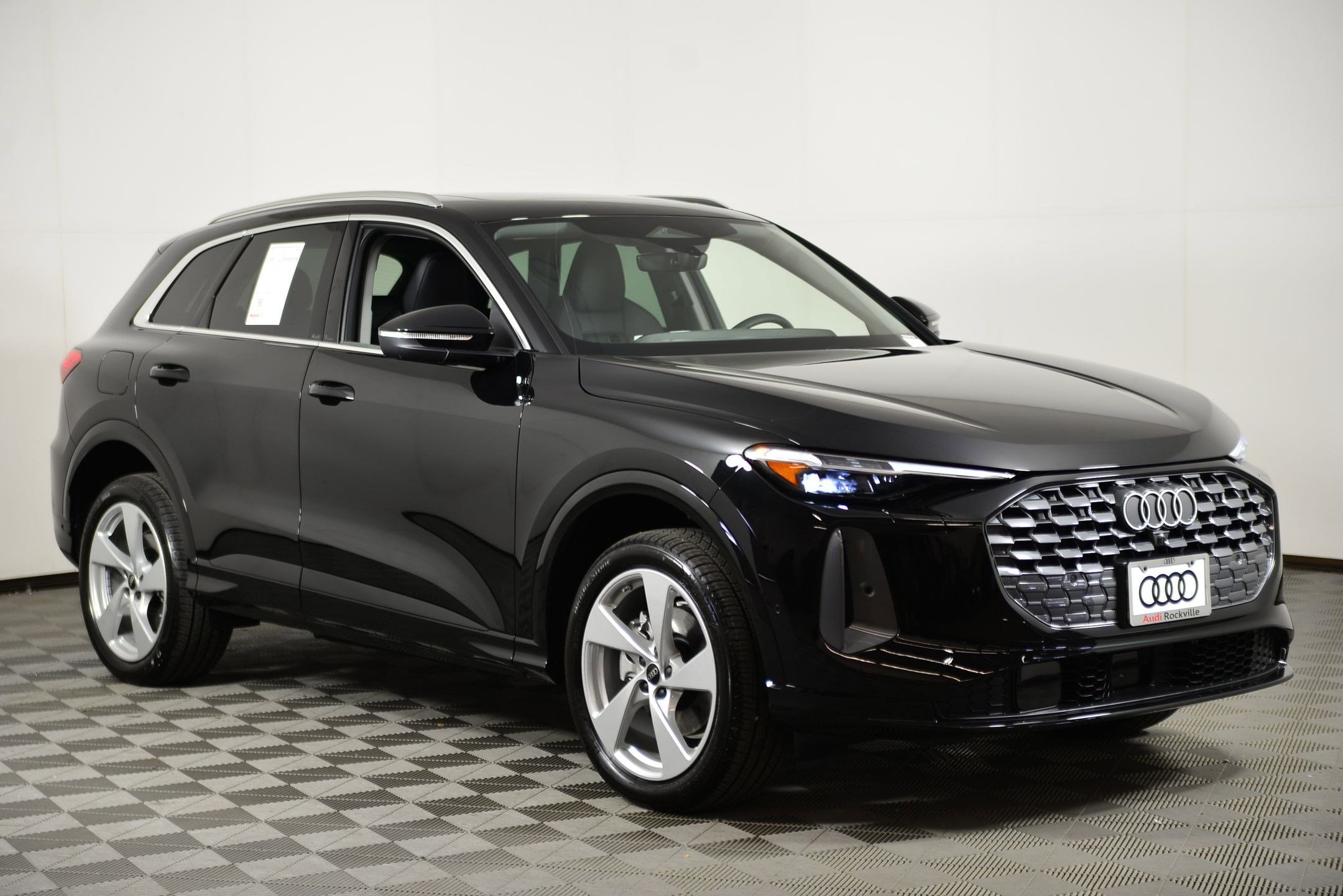 2025 Audi Q5 Premium Plus - Photo 6