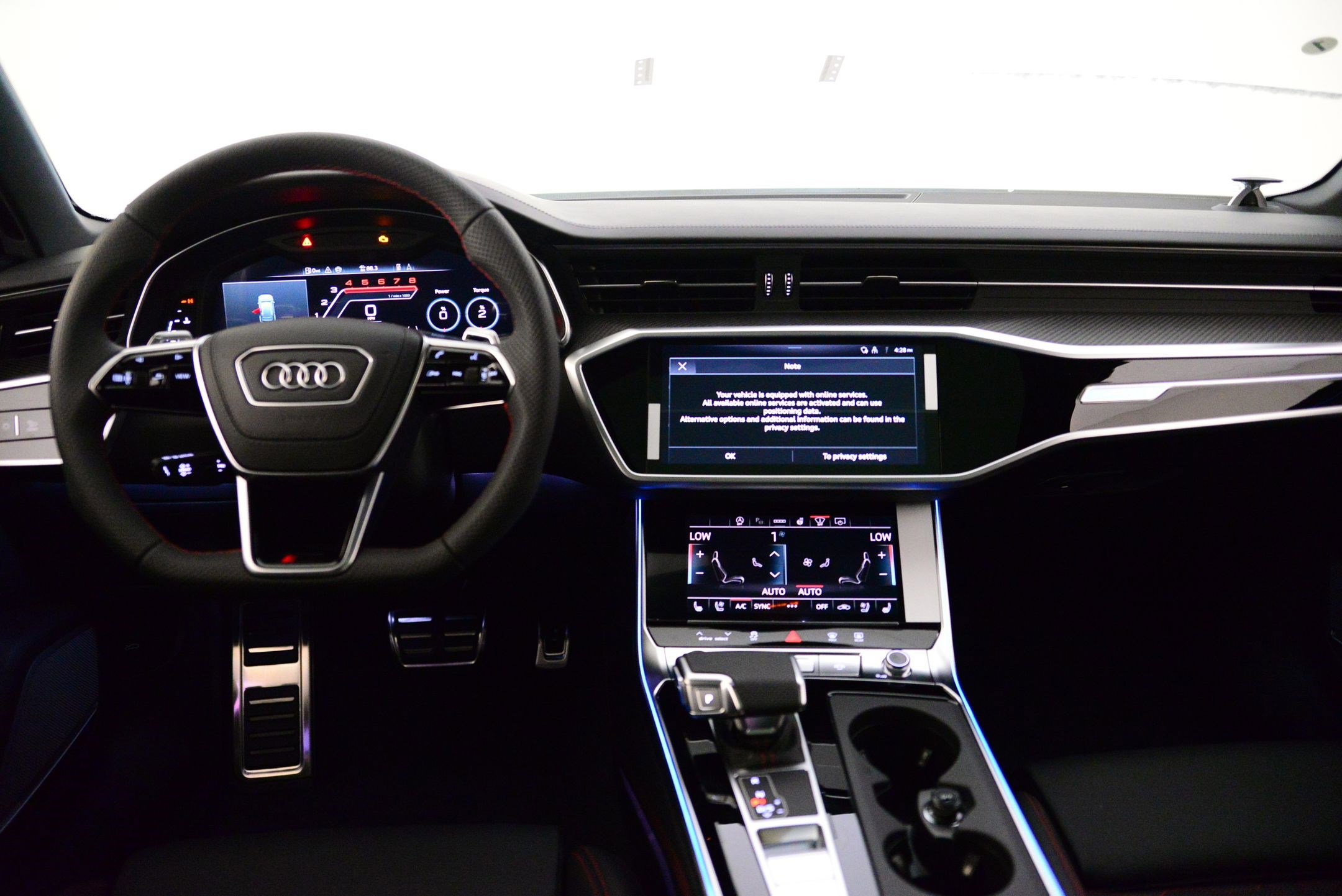 2026 Audi RS 6 Avant Performance Base photo 3