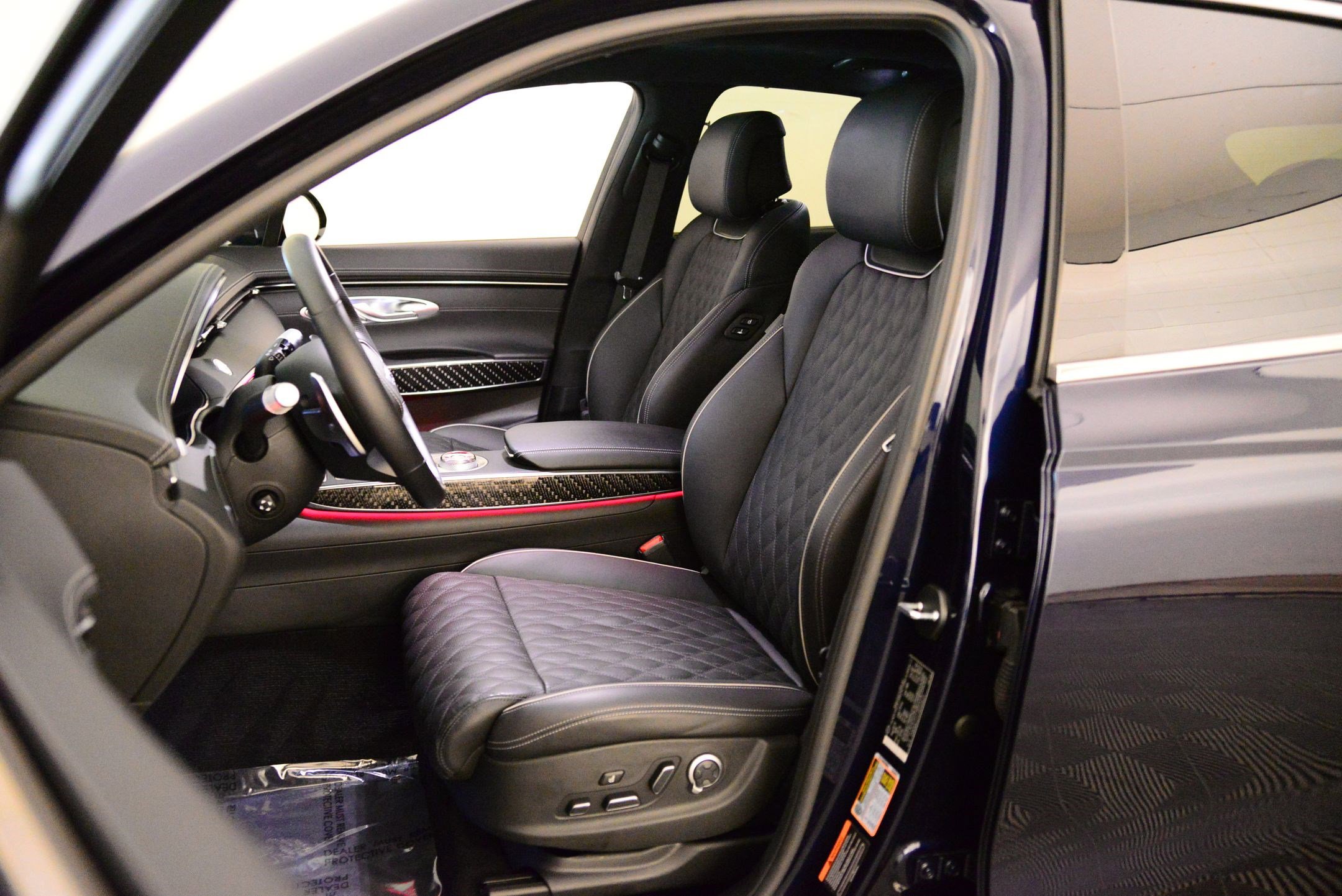 2025 Genesis GV70 3.5T Sport photo 4