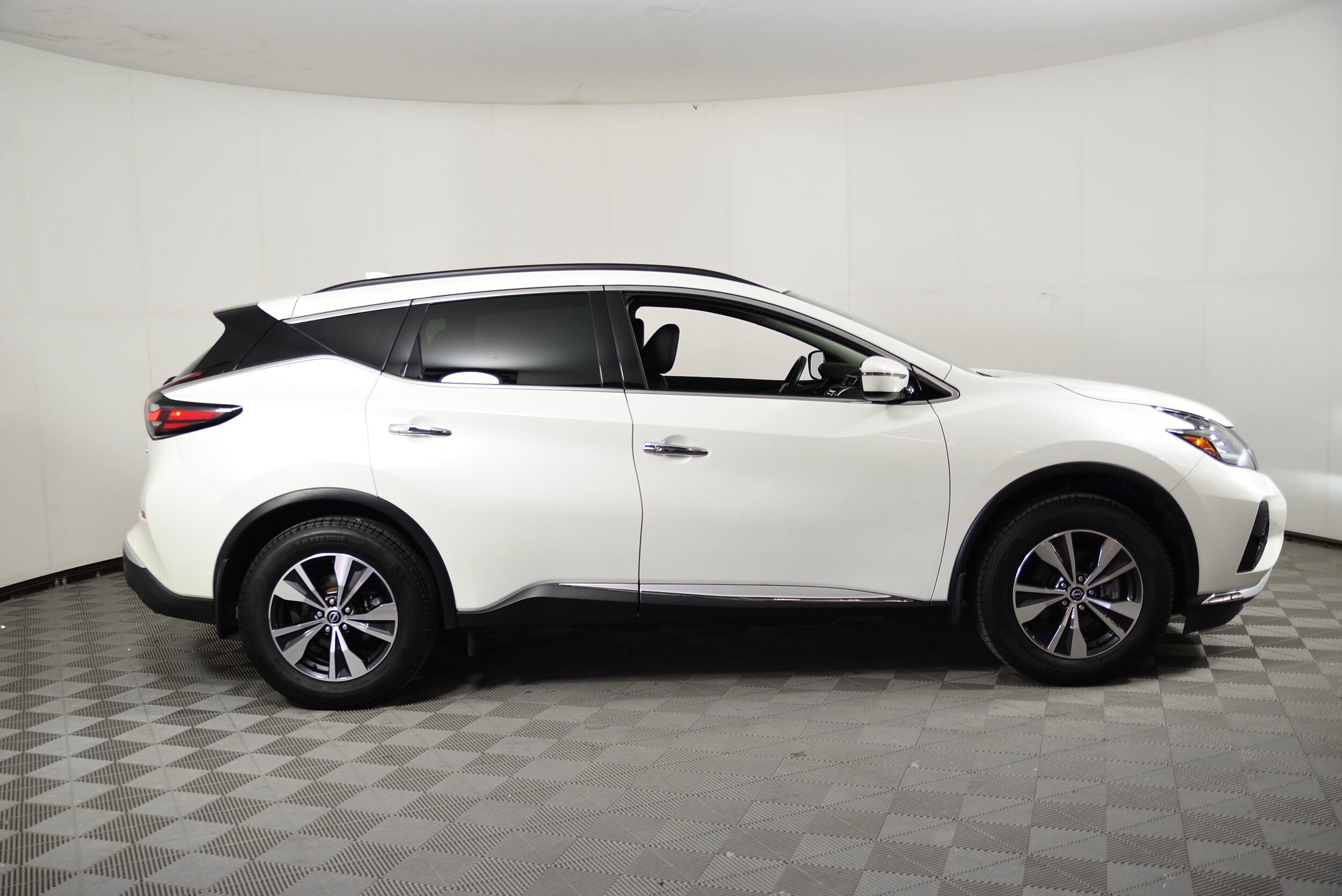 2024 Nissan Murano SV photo 3