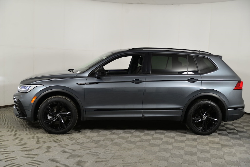 Used 2024 Volkswagen Tiguan SE R-Line Black SUV