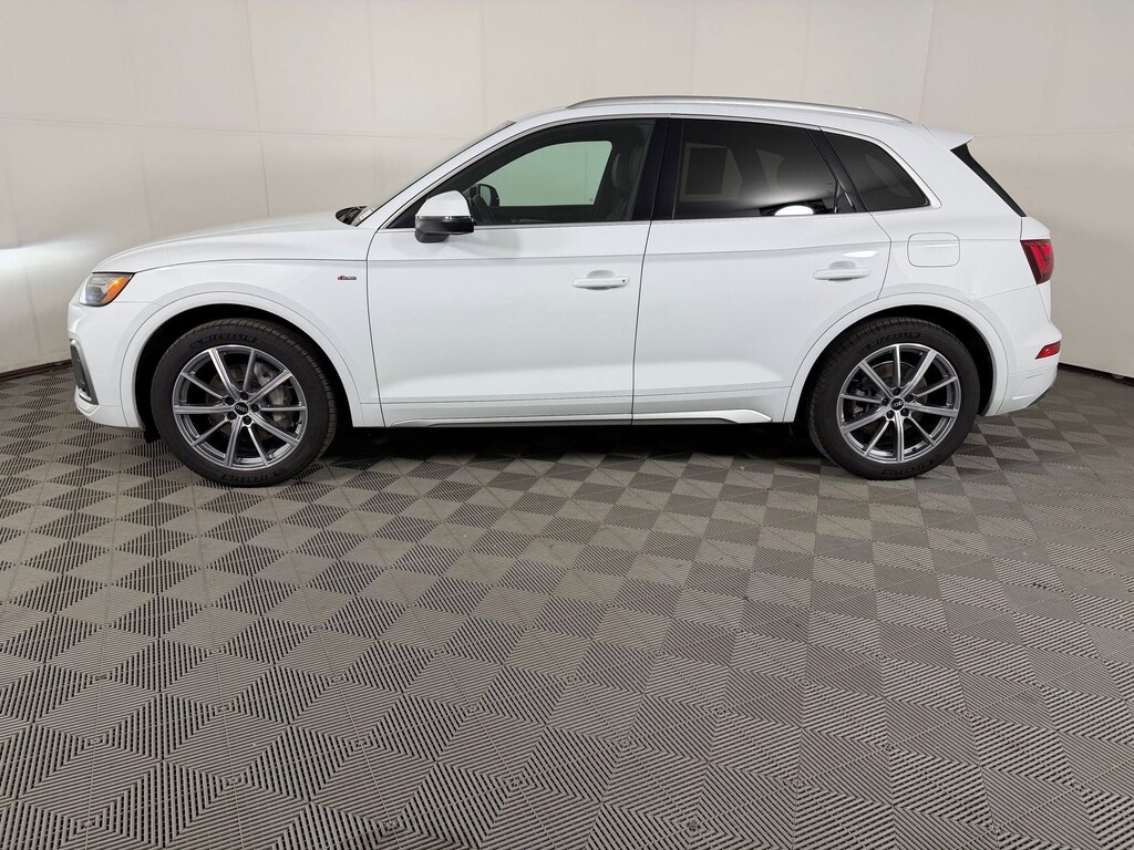 Used 2022 Audi Q5 e S line Premium Plus SUV
