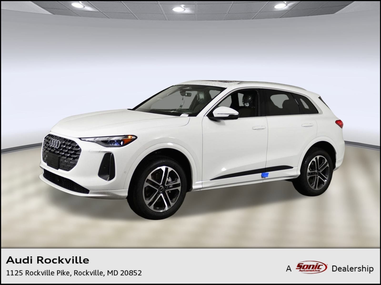 2025 Audi New Q5 Premium's photo