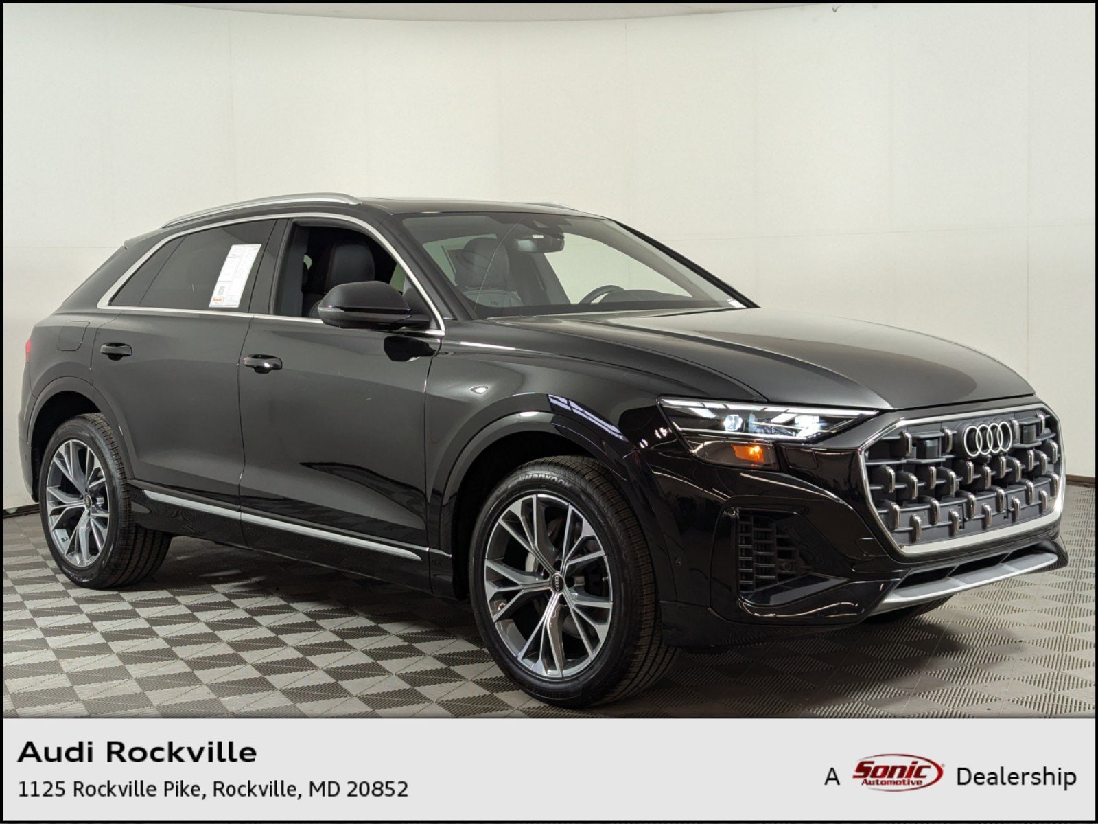 2025 Audi Q8