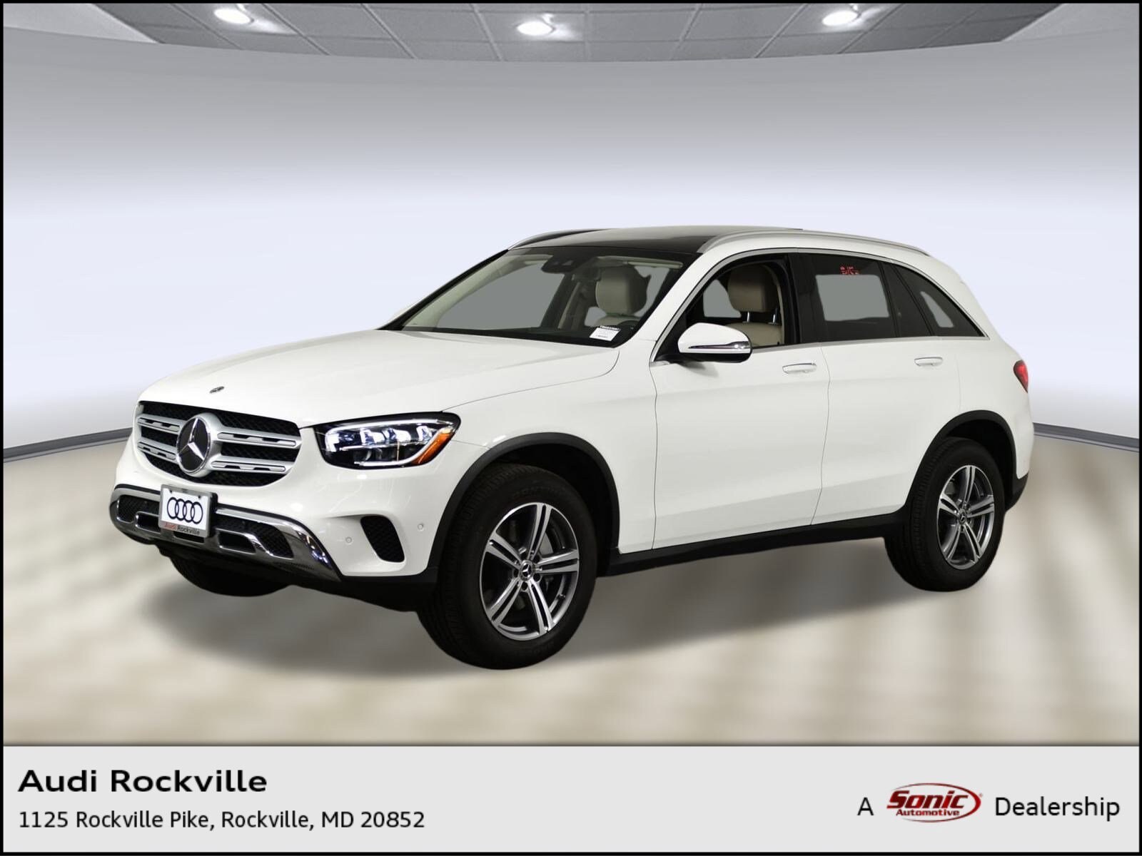 2022 Mercedes-Benz GLC GLC300's photo
