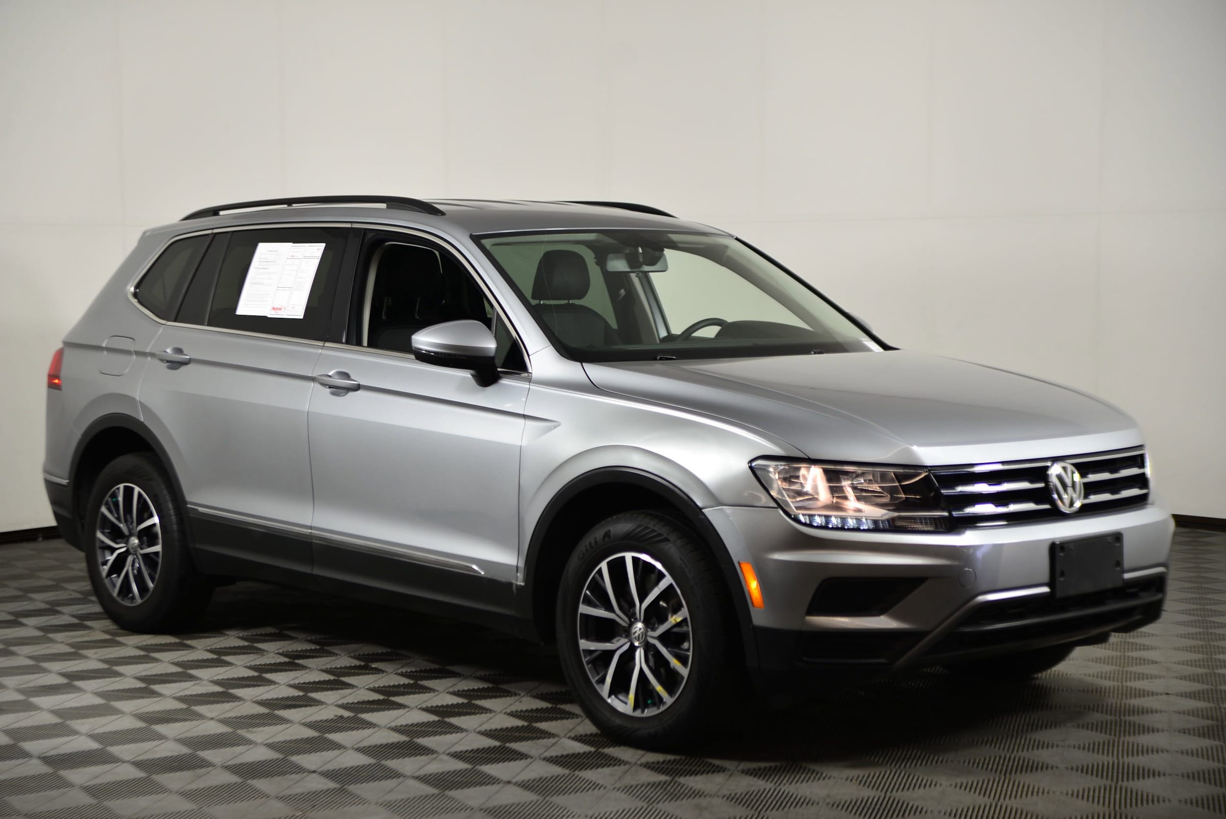 Used 2020 Volkswagen Tiguan SE with VIN 3VV3B7AX4LM044520 for sale in Rockville, MD