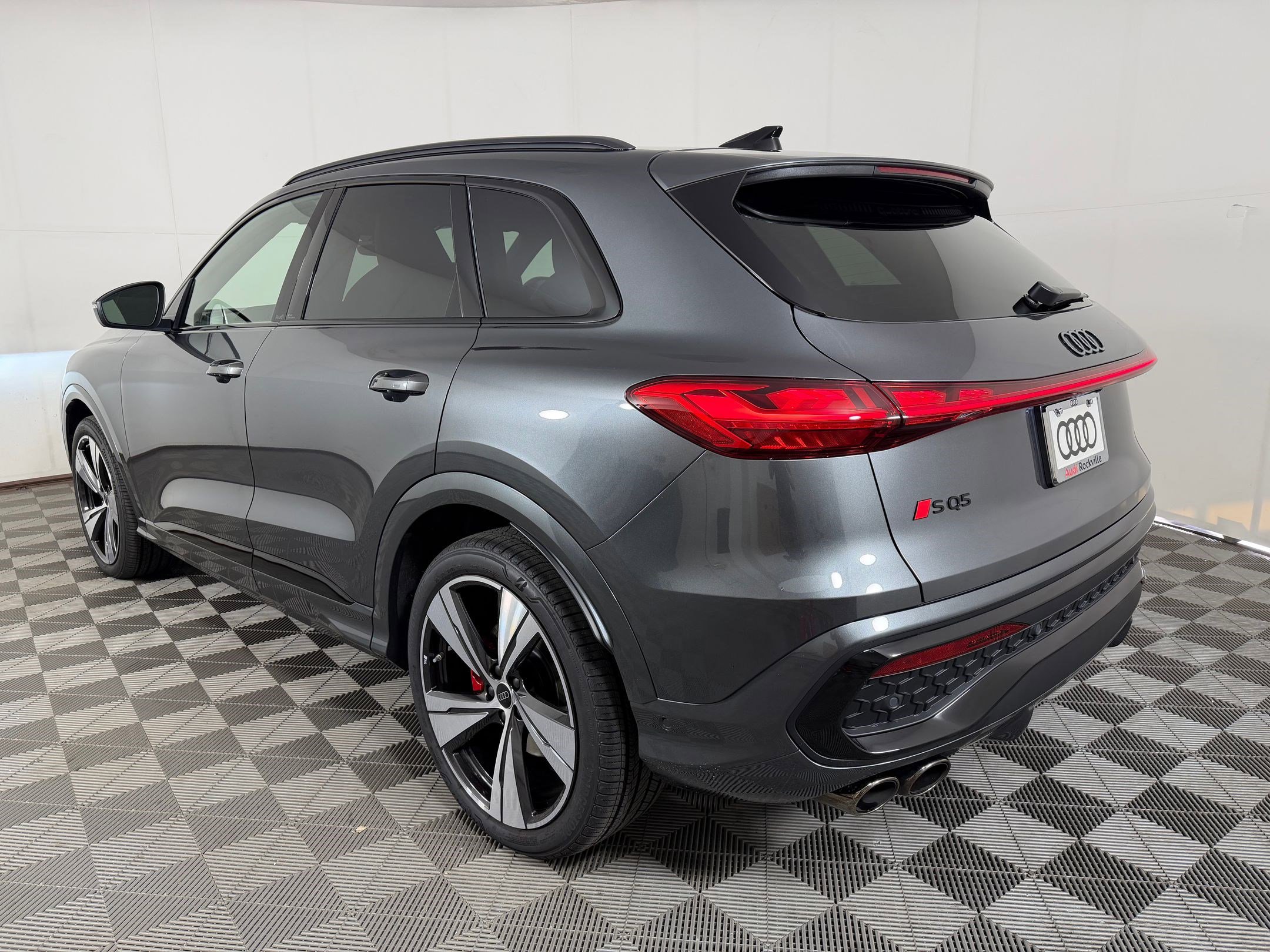 SQ5 Prestige SUV