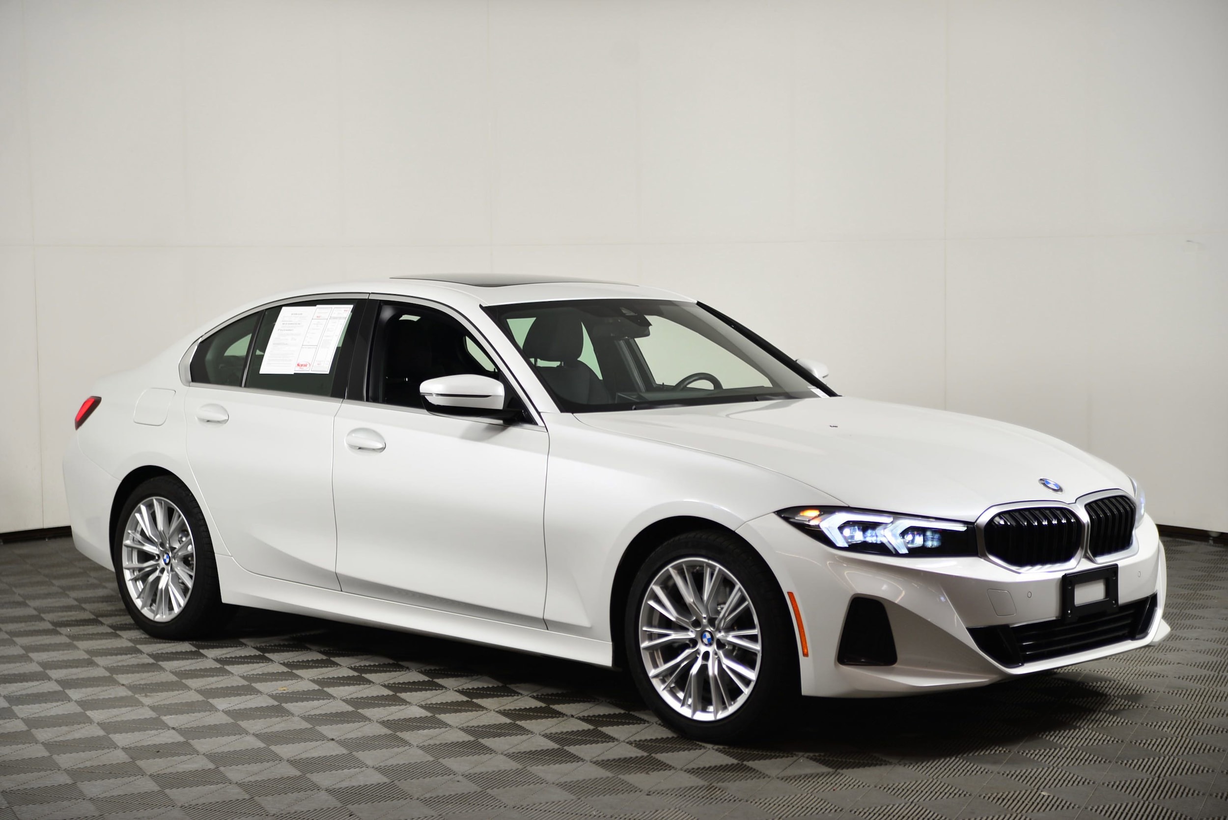 Used 2024 BMW 3 Series 330i with VIN 3MW69FF09R8E48716 for sale in Rockville, MD