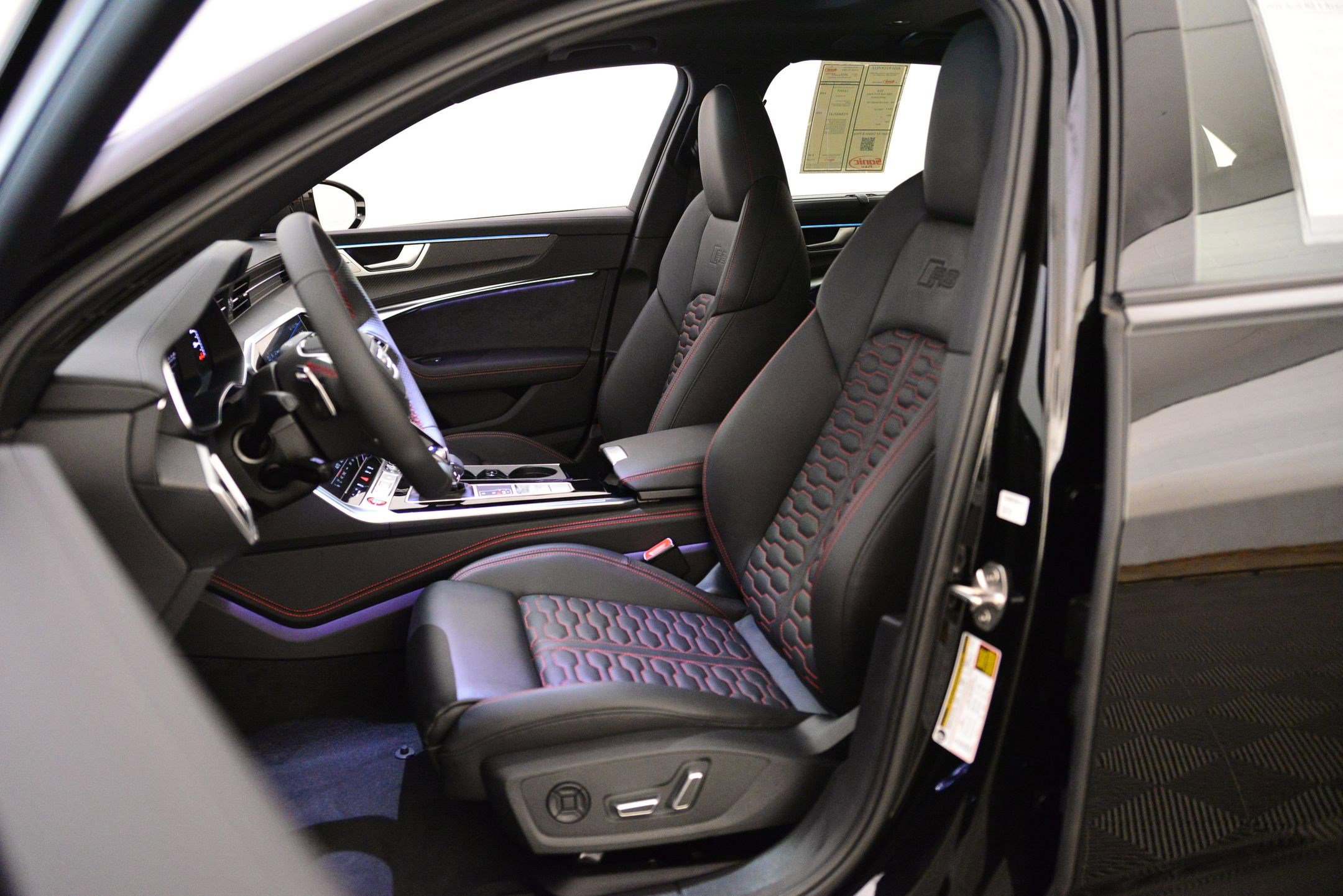 2026 Audi RS 6 Avant Performance Base photo 4