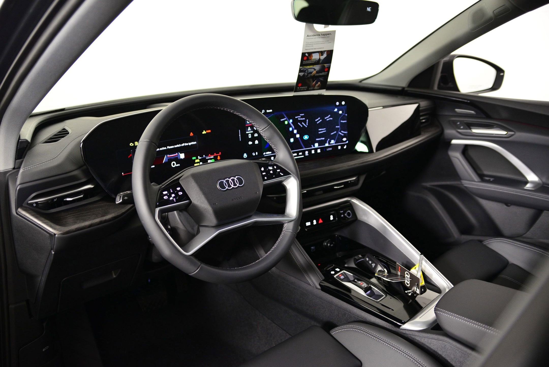 2025 Audi Q5 2.0T Premium Plus photo 3