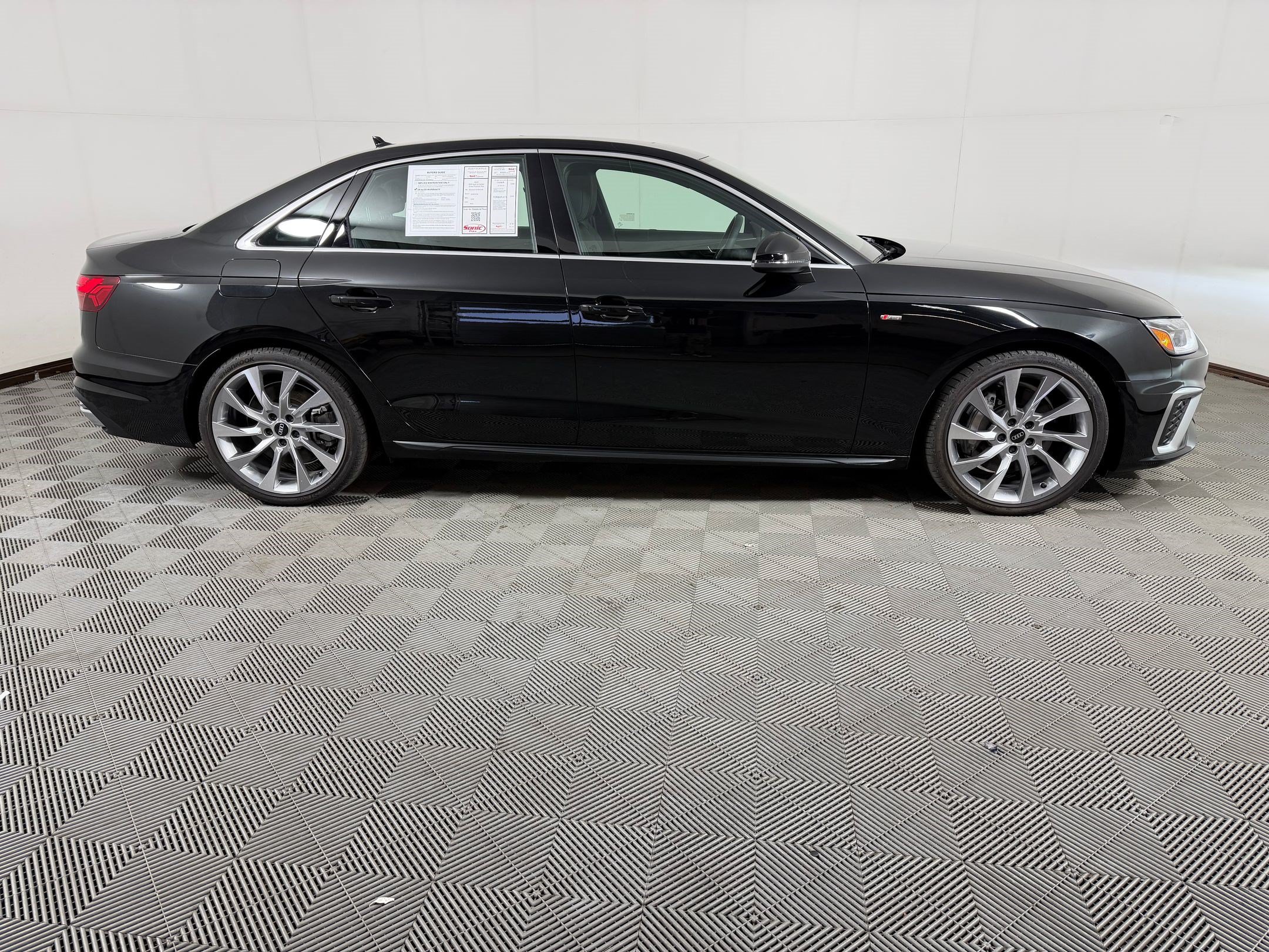 A4 S Line Premium Plus Sedan