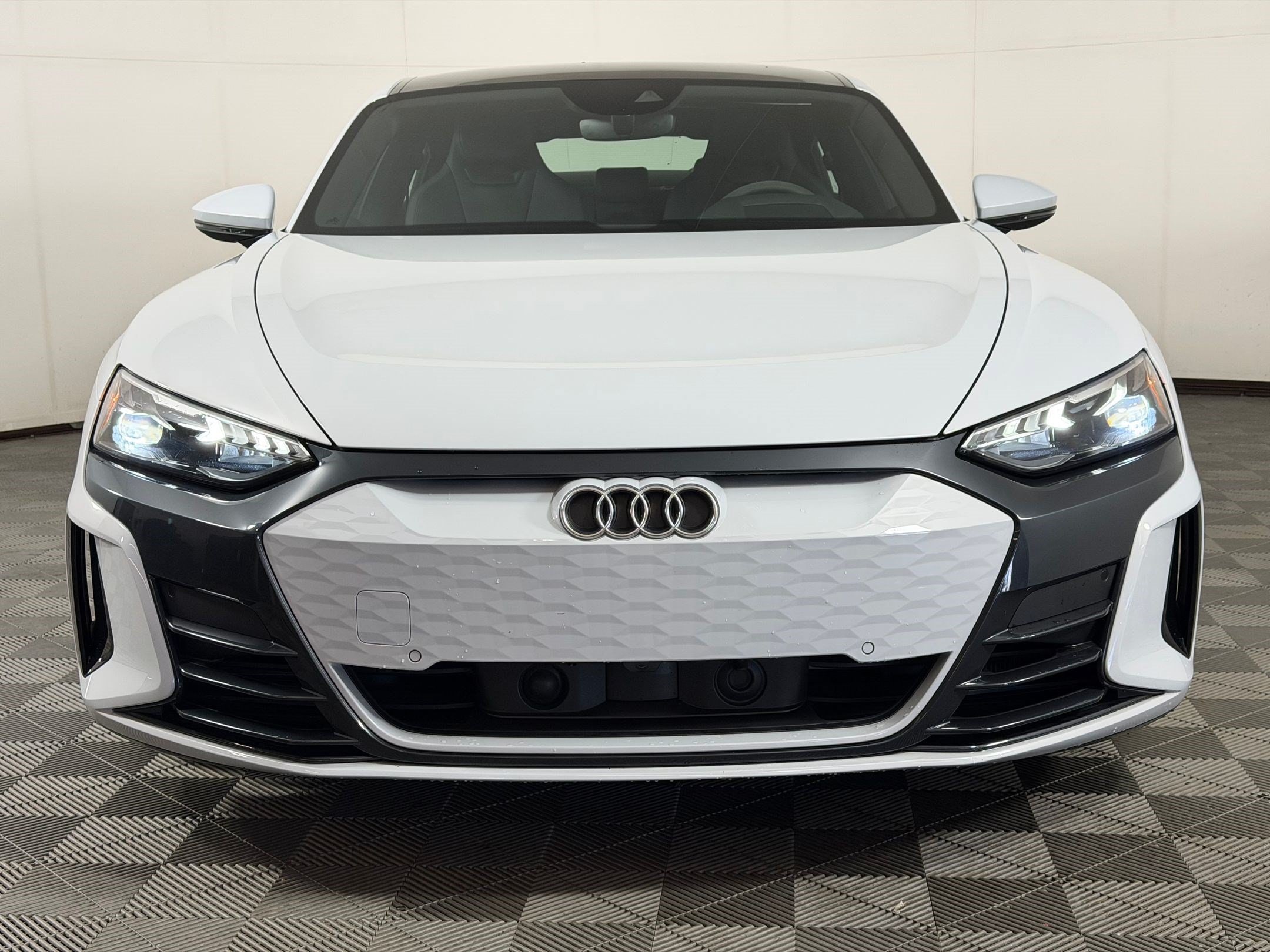 2023 Audi E-tron GT Premium Plus Sedan