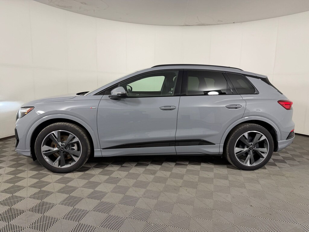 Used 2024 Audi Q4 e-tron Premium SUV