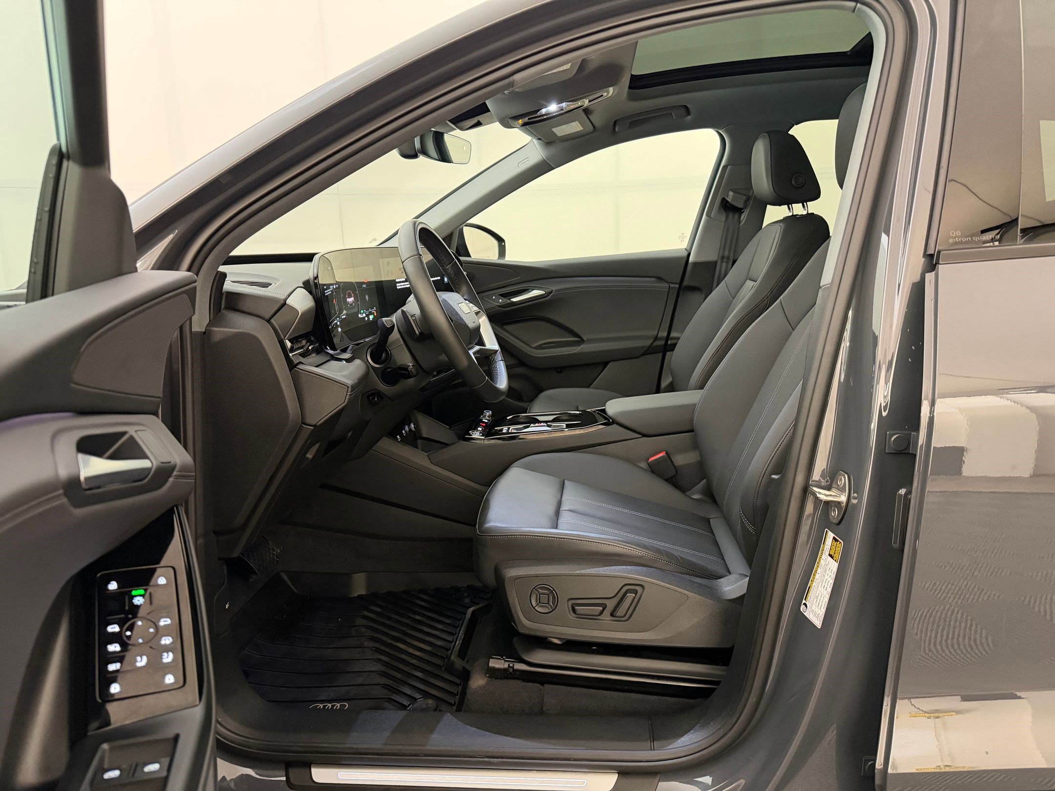 Q6 E-tron Premium SUV