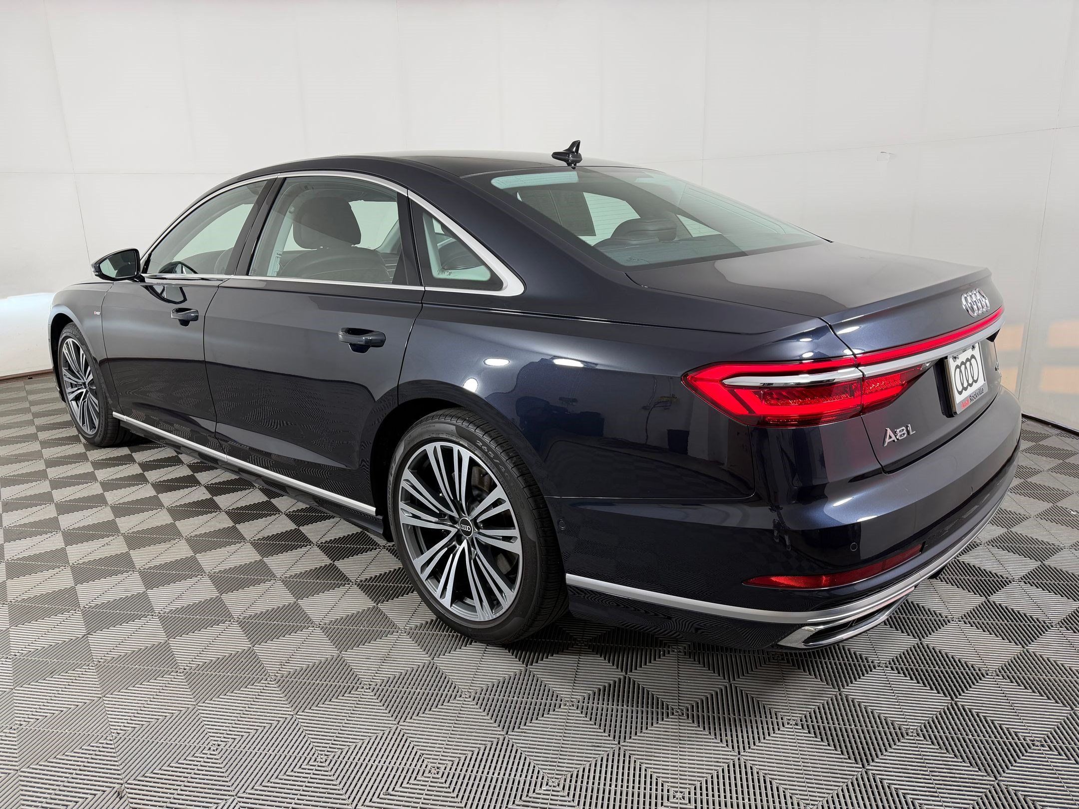 A8 L 60 TFSI Quattro Sedan