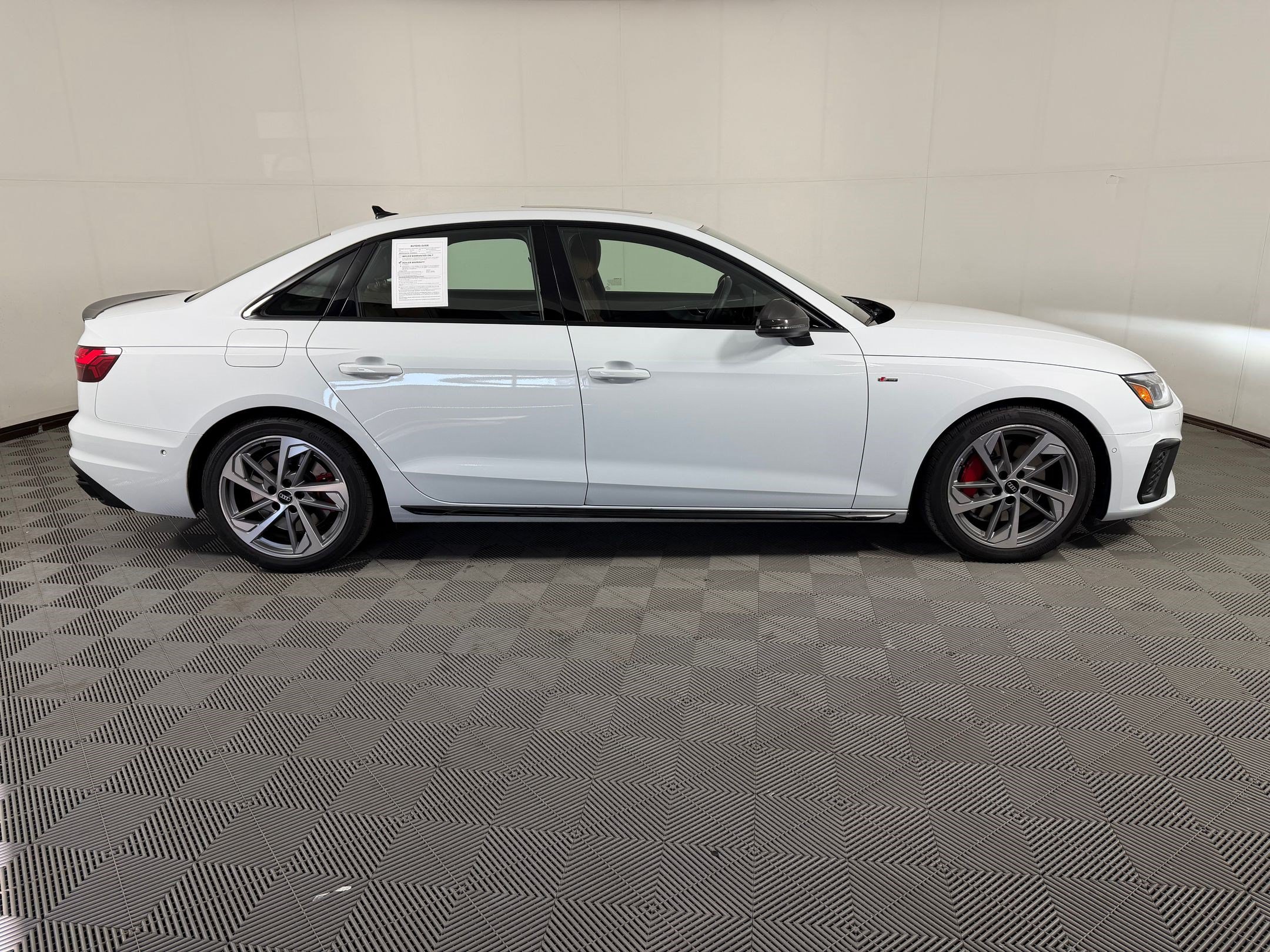 A4 S Line Prestige Sedan