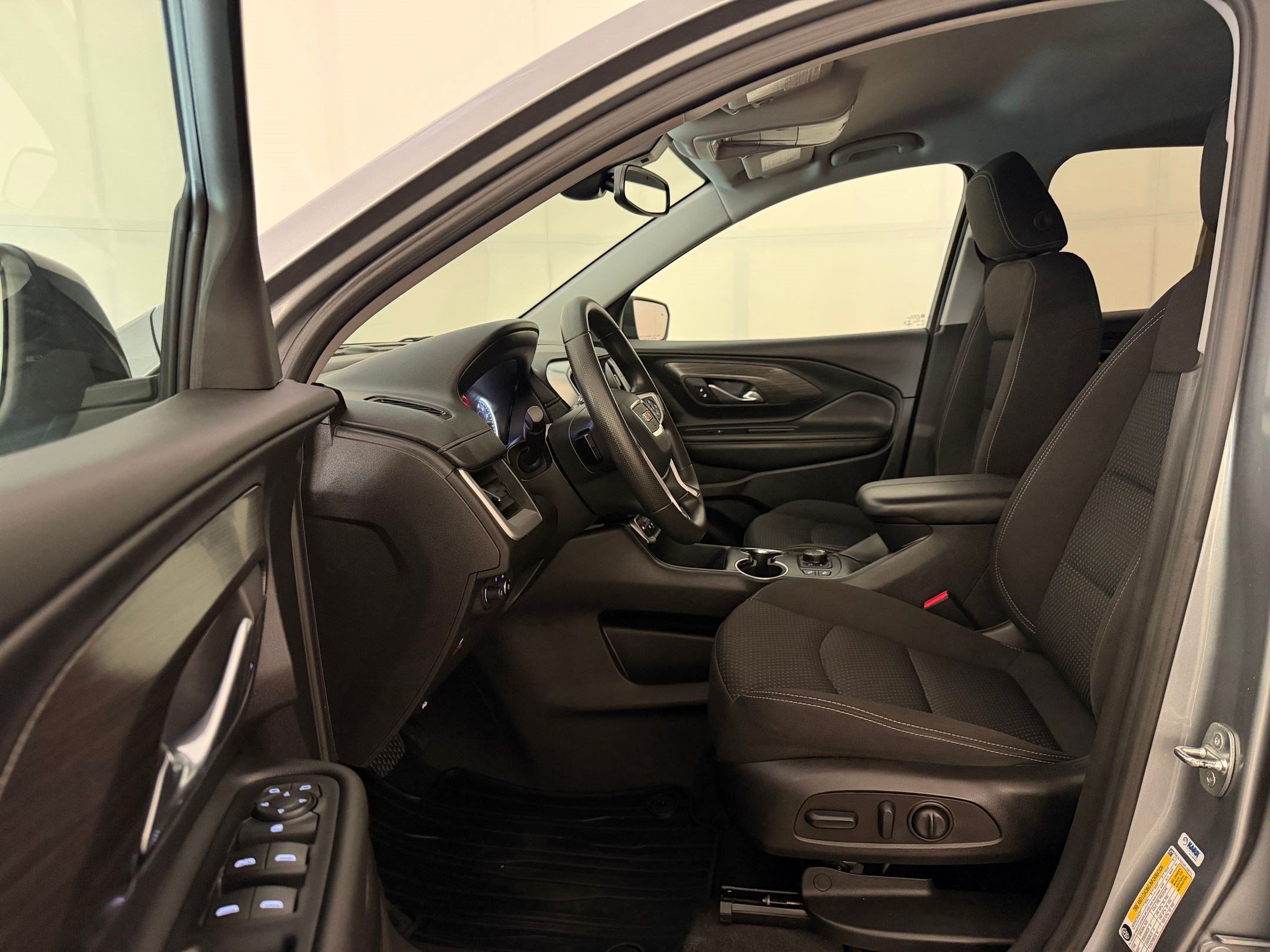 2023 GMC Terrain SLE SUV