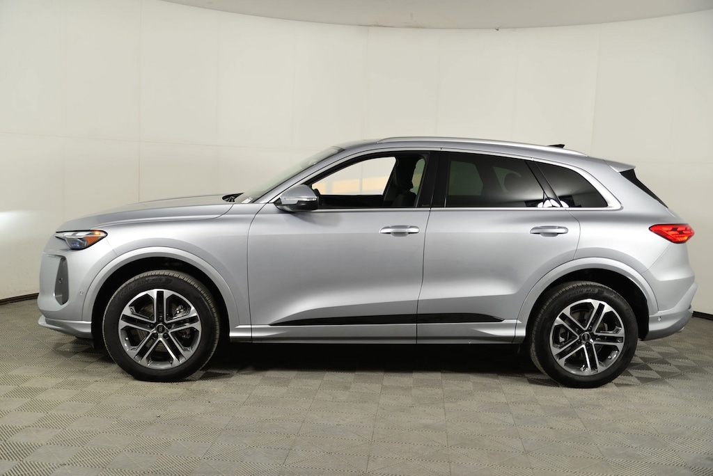 Used 2025 Audi Q5 Premium SUV