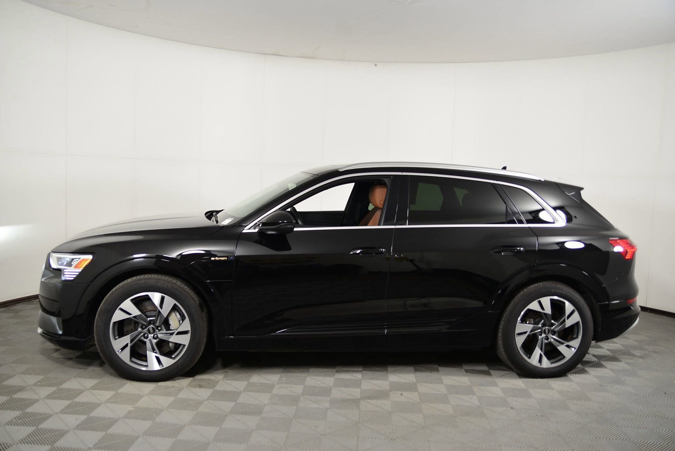 Used 2022 Audi e-tron Premium with VIN WA1AAAGE1NB007148 for sale in Rockville, MD